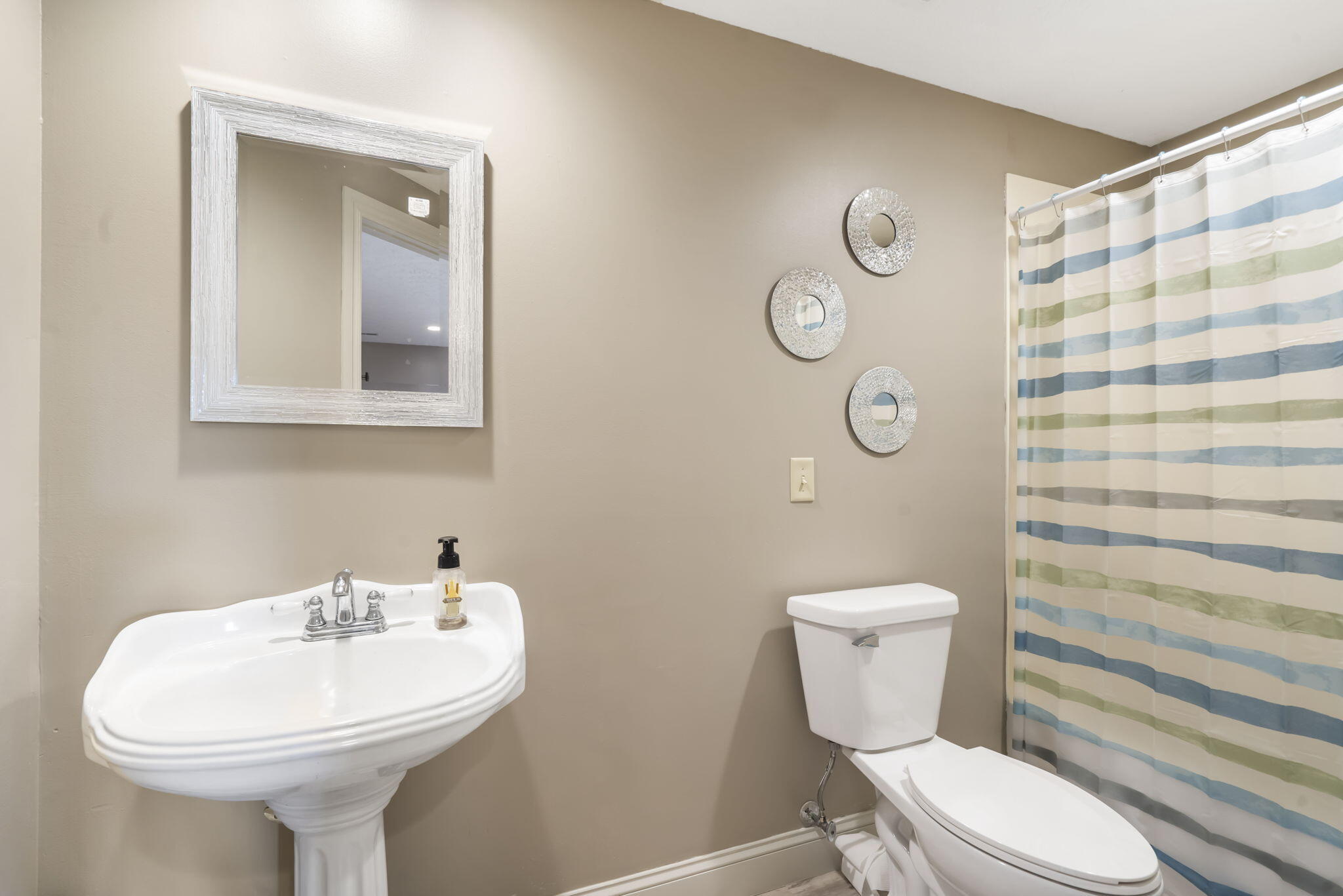 5072 East Hedgerow Drive Property Photo 36