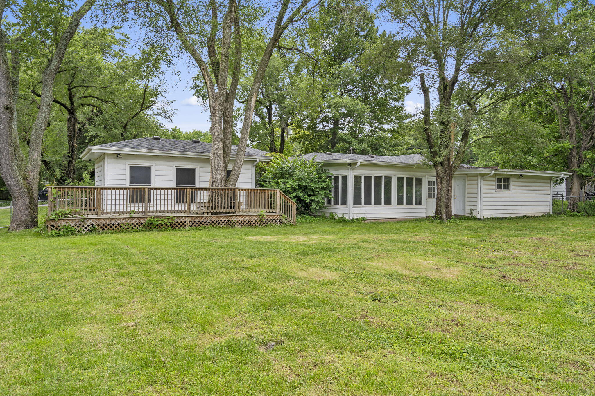 716 South Broadview Drive Property Photo 19