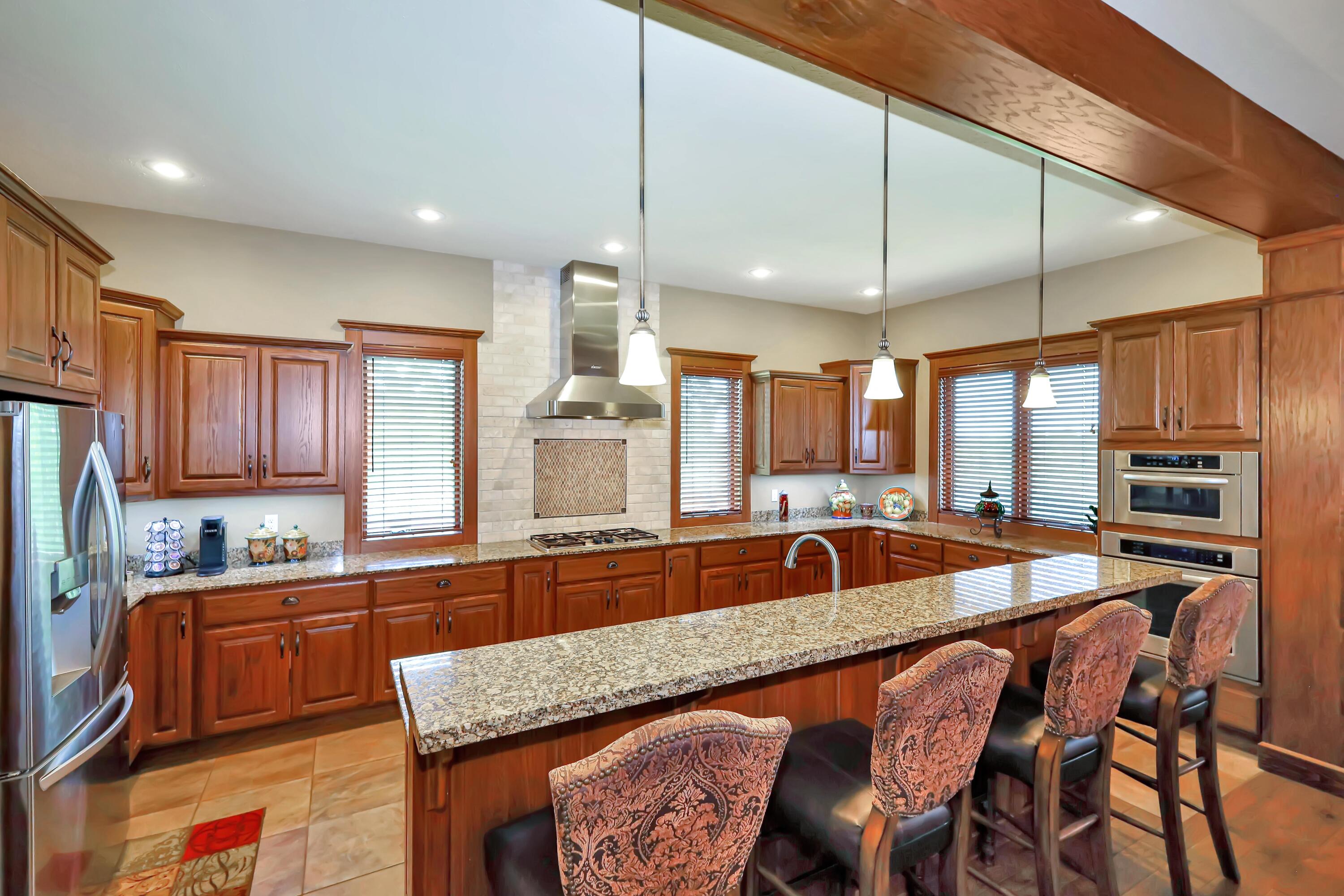 1575 Woodhaven Drive Property Photo 11