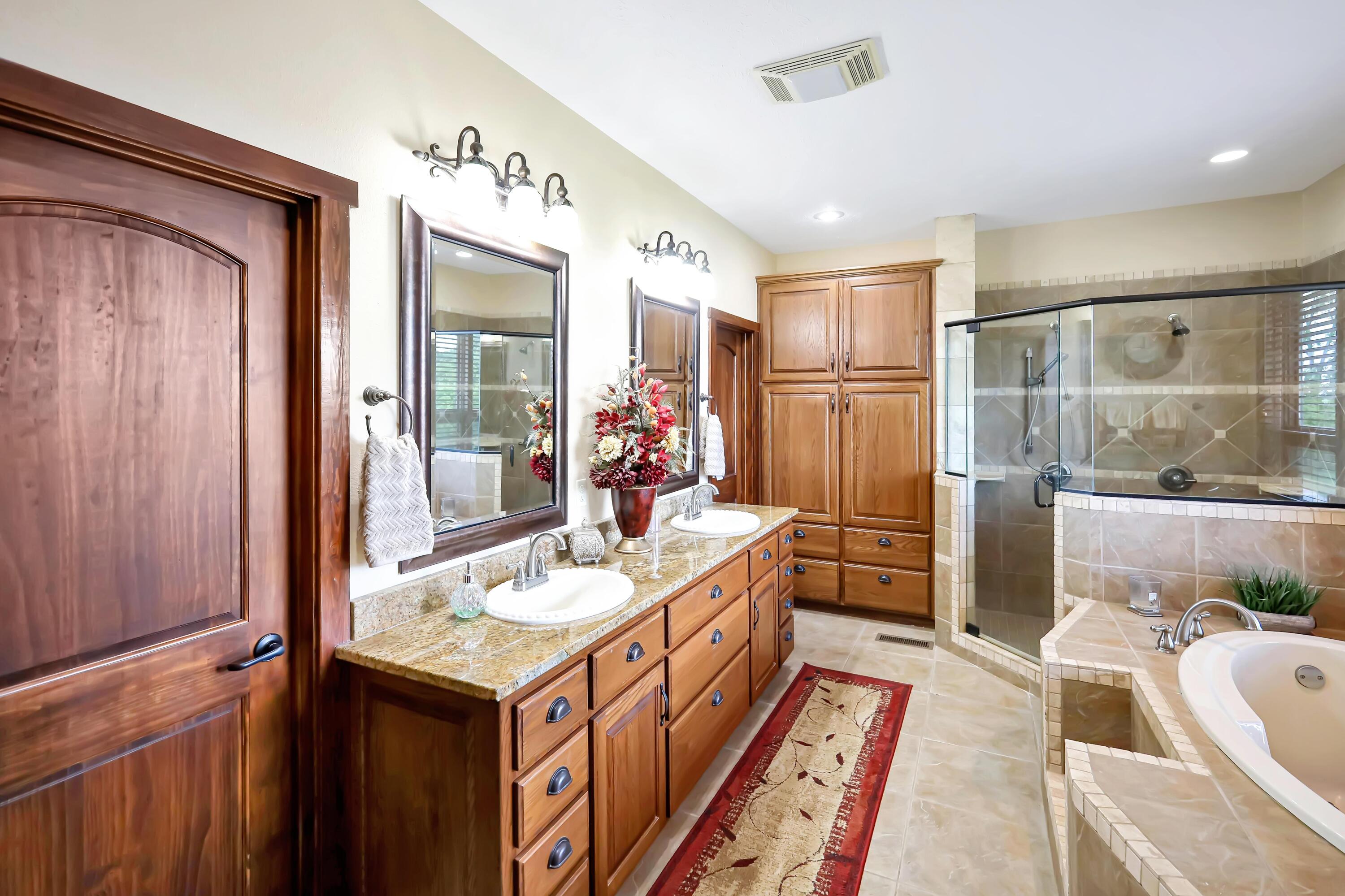 1575 Woodhaven Drive Property Photo 18