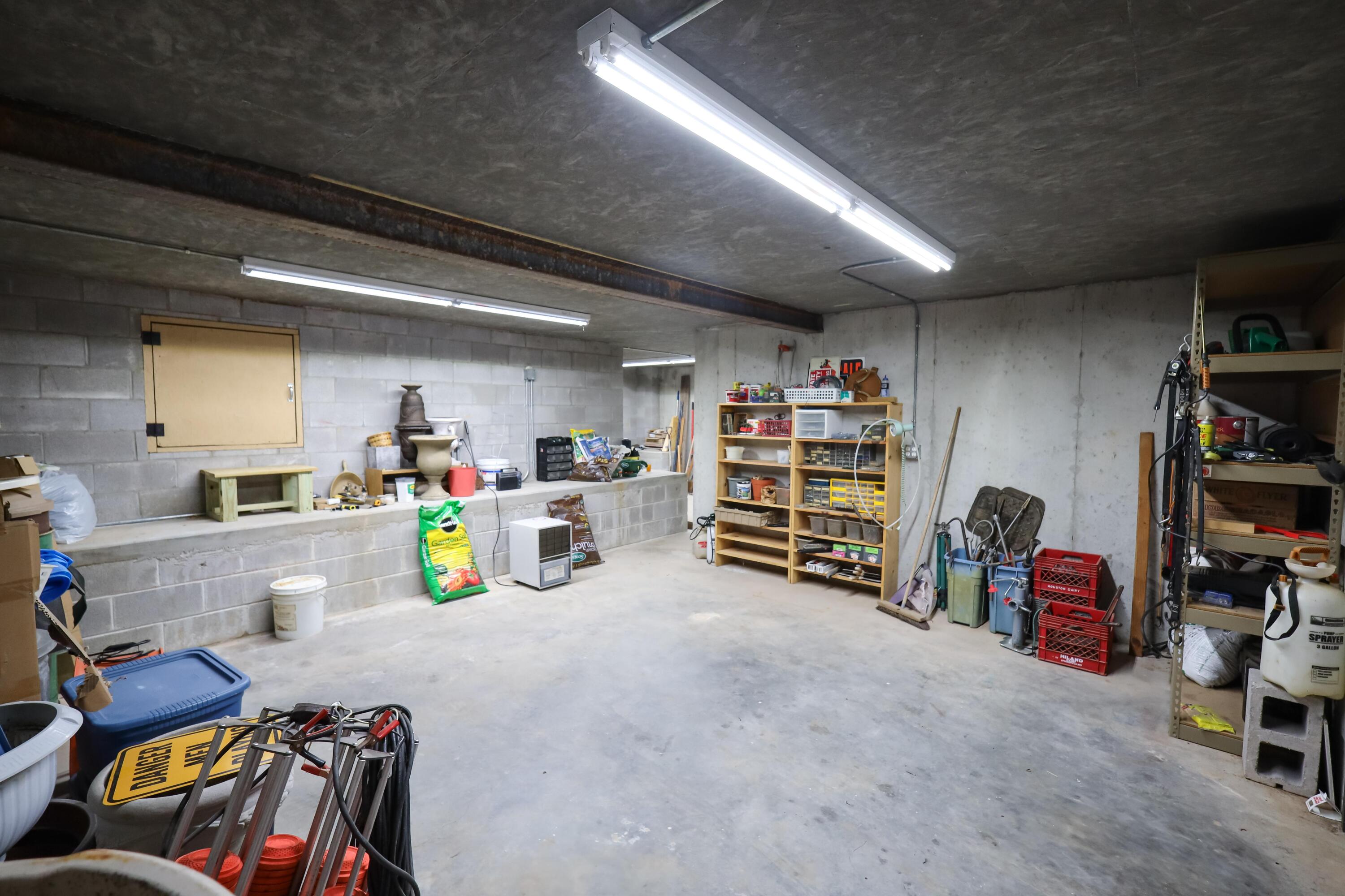 1575 Woodhaven Drive Property Photo 34