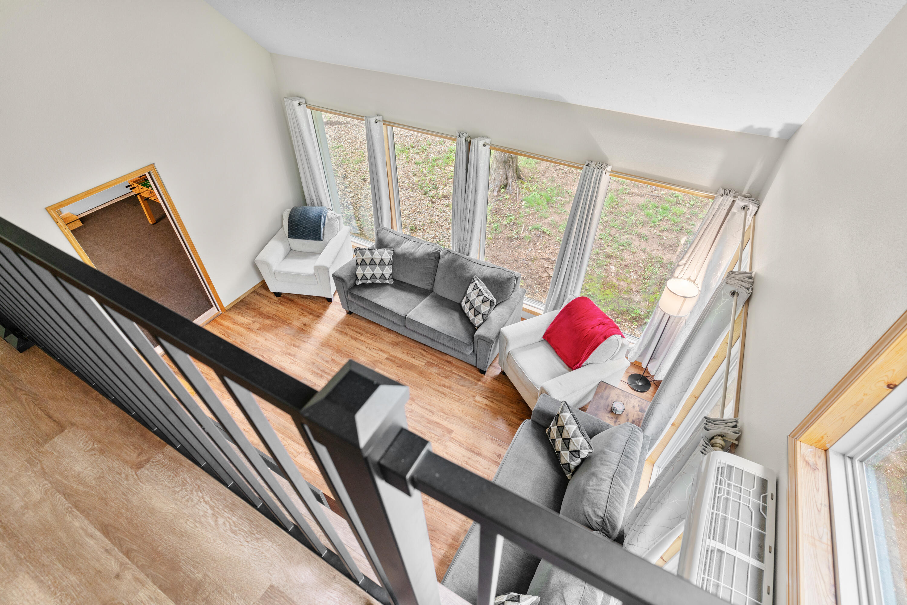 22194 Air Park Drive Property Photo 19