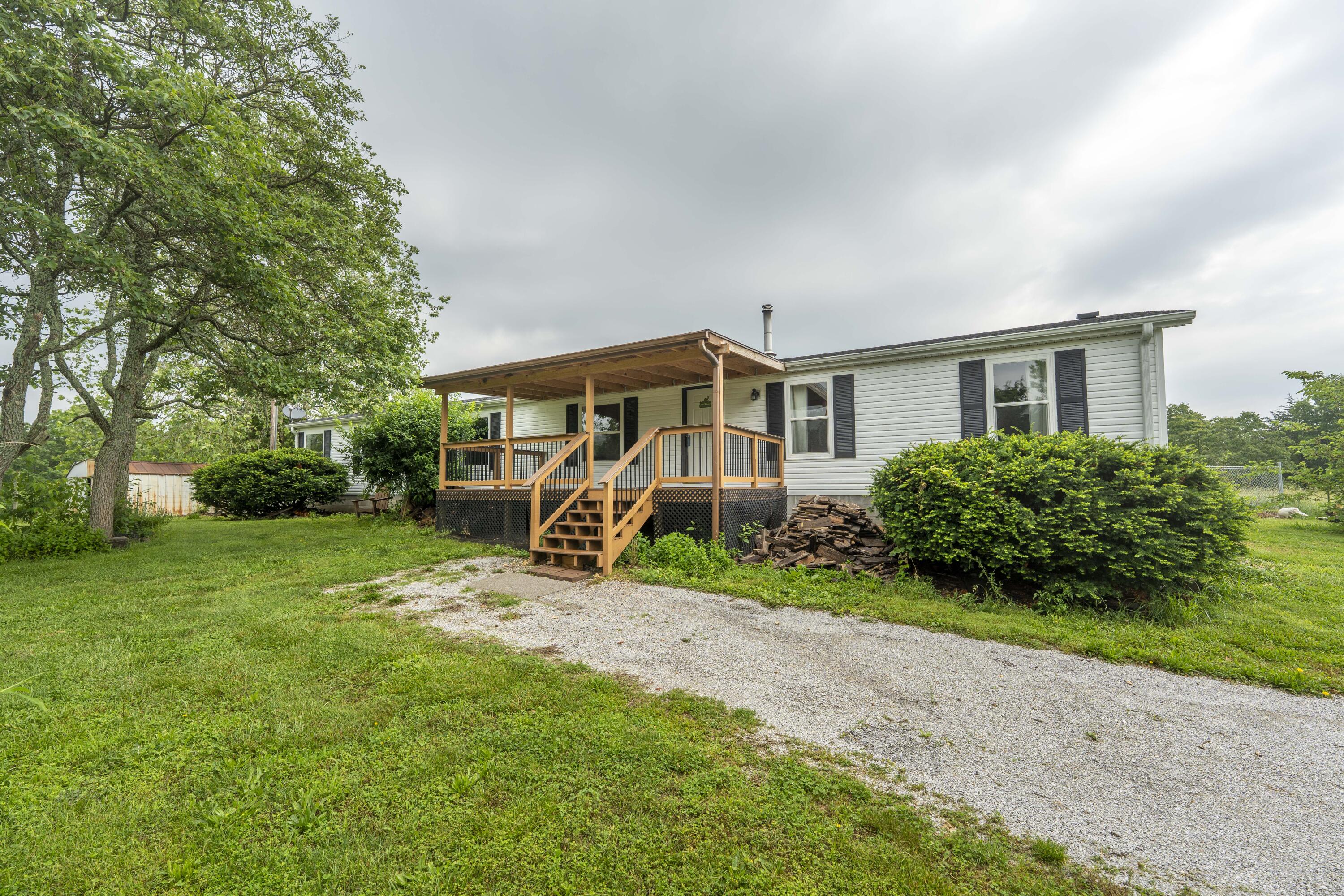 1711 State Highway T Property Photo 1