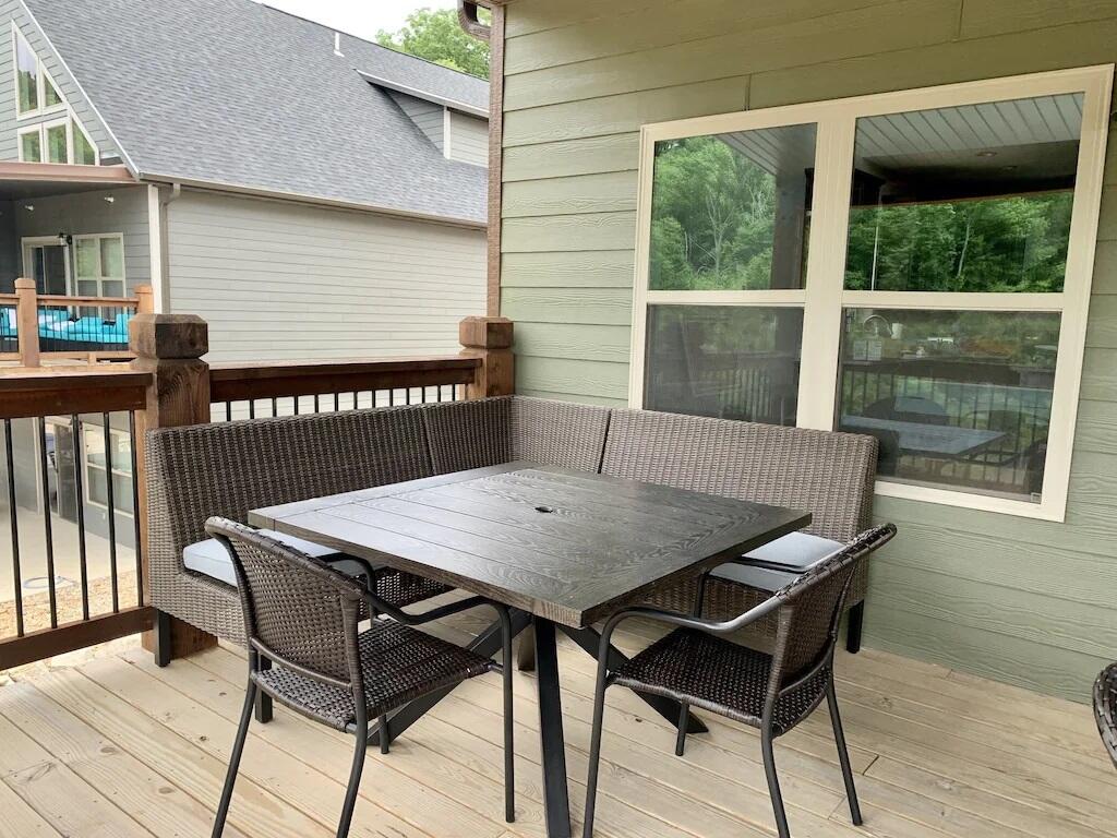 185 Lakefront Drive Property Photo 38