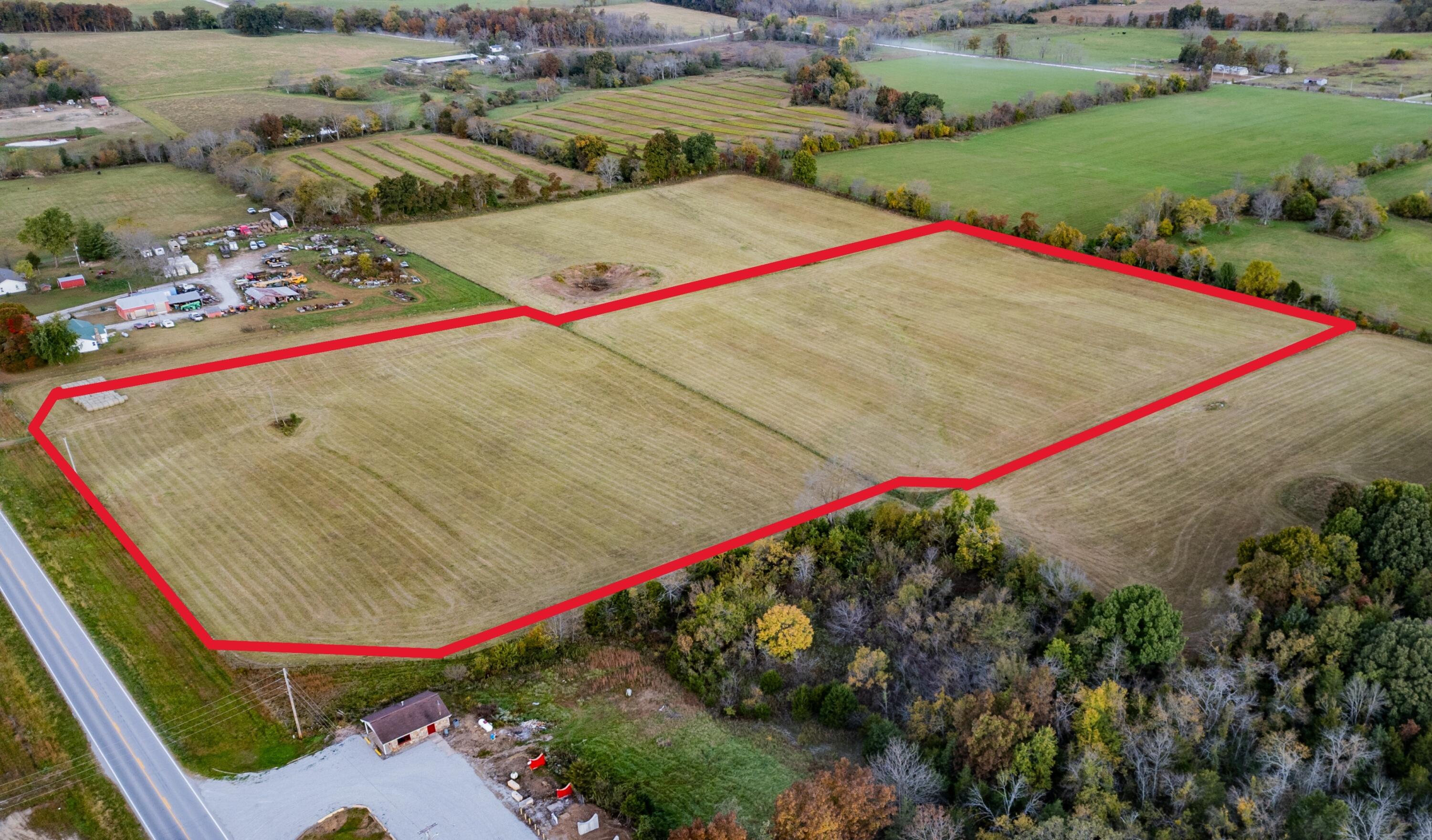 000 Business 60 Property Photo 4