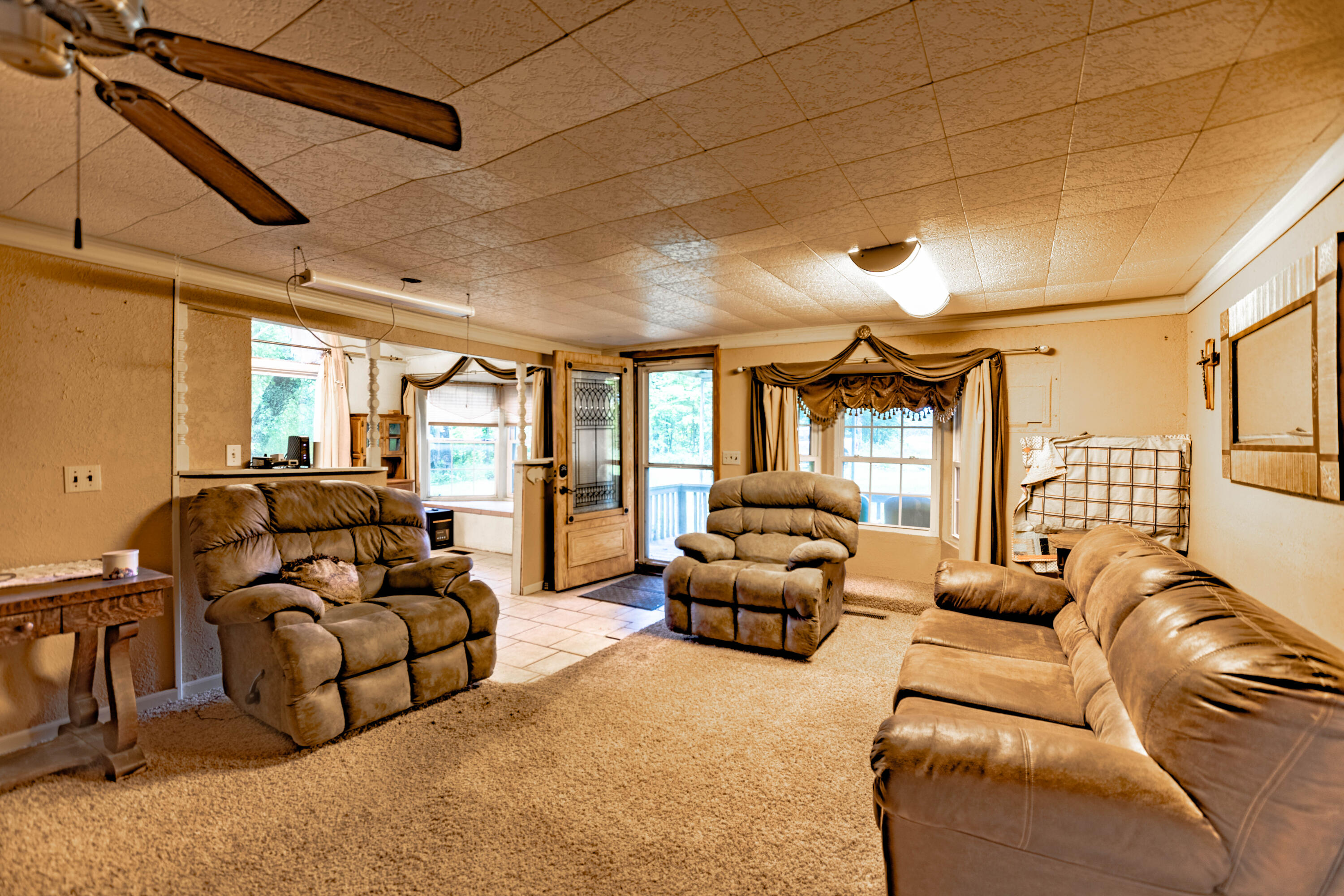 9815 County Road 2780 Property Photo 10
