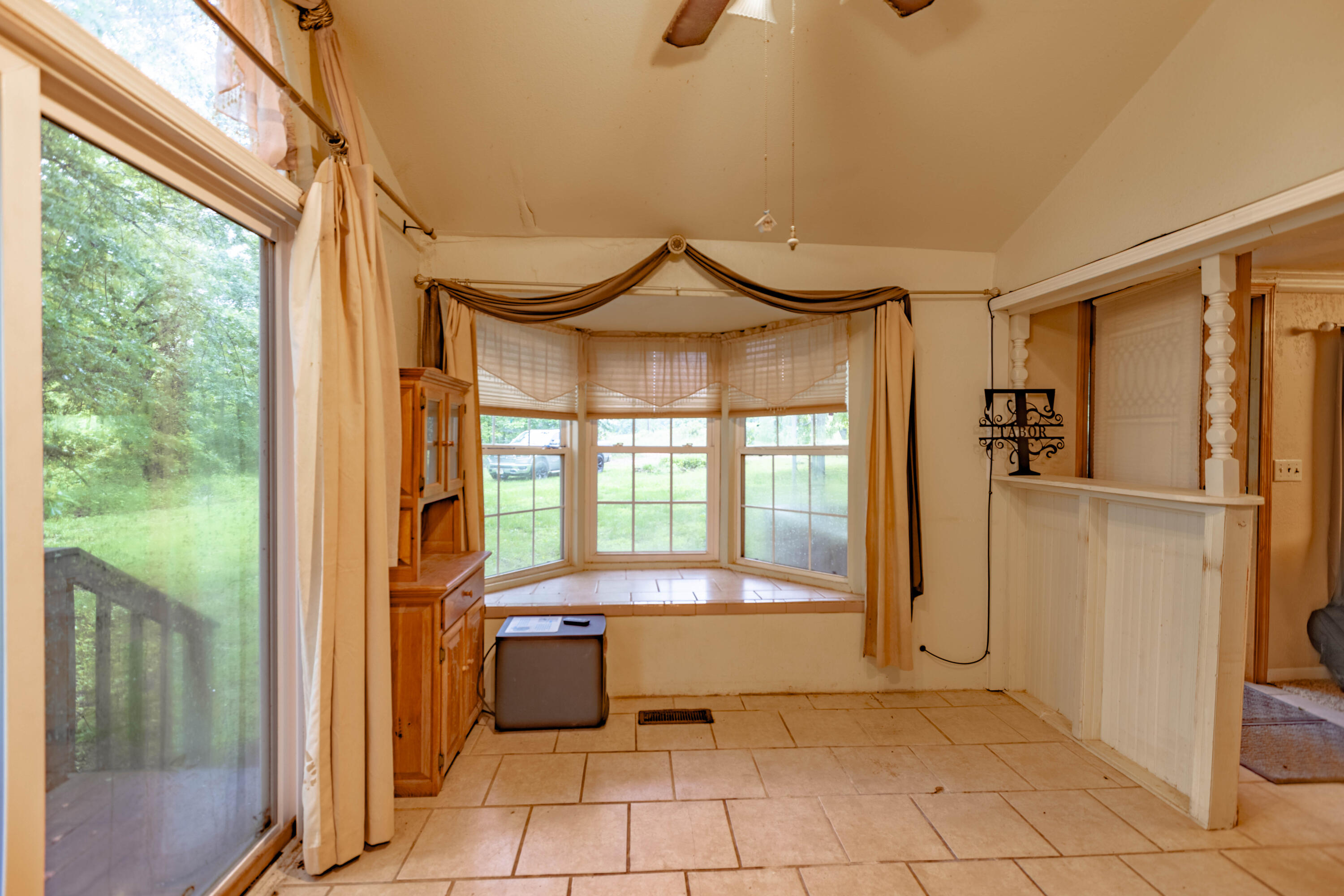 9815 County Road 2780 Property Photo 15