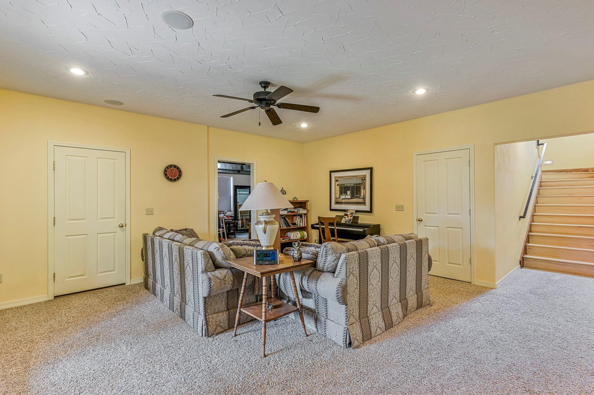 3912 East Windsmore Drive Property Photo 45
