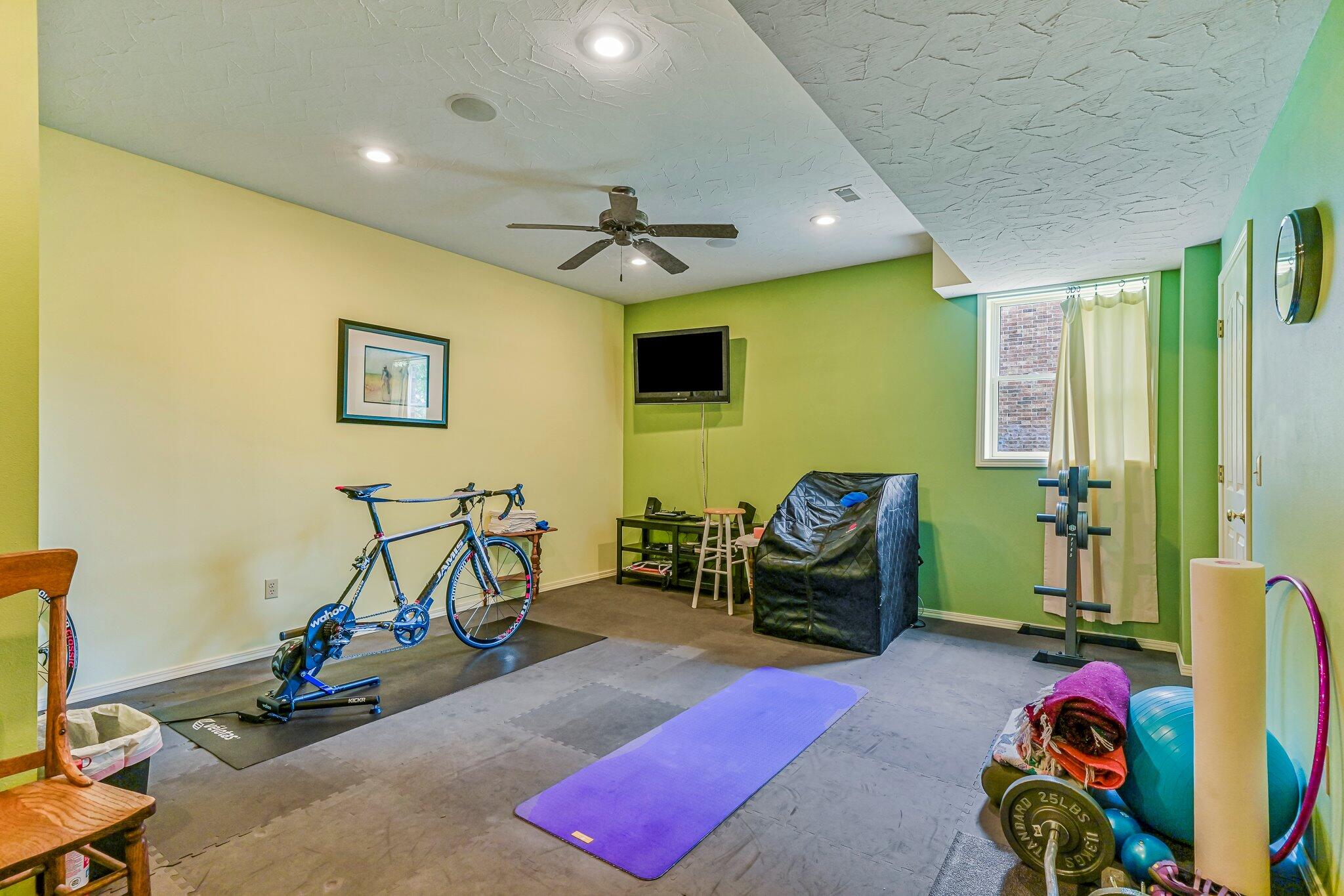 3912 East Windsmore Drive Property Photo 48