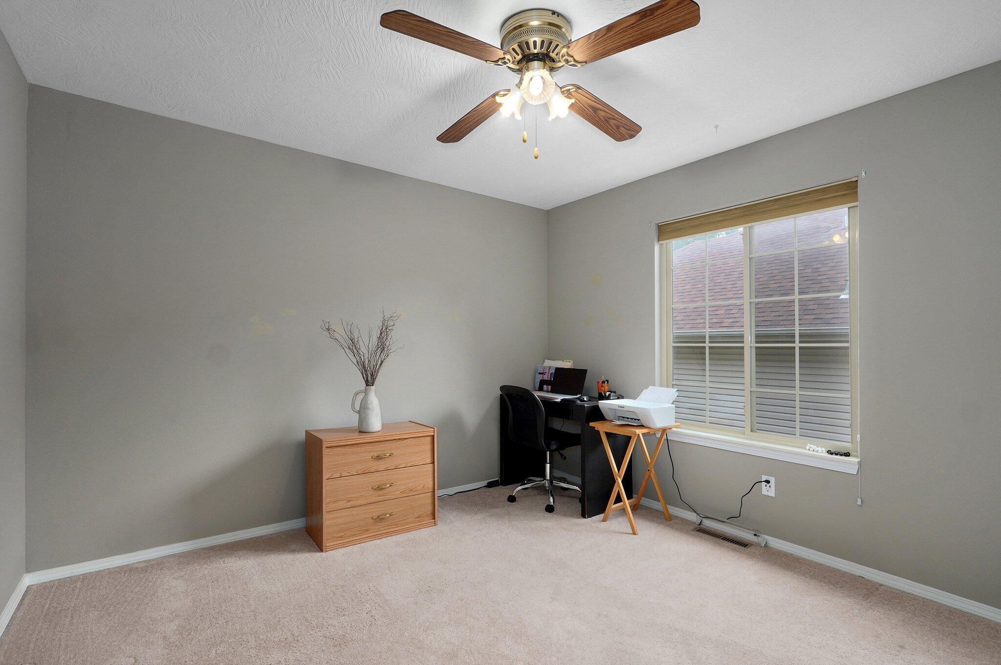 382 South Yellowwood Drive Property Photo 22