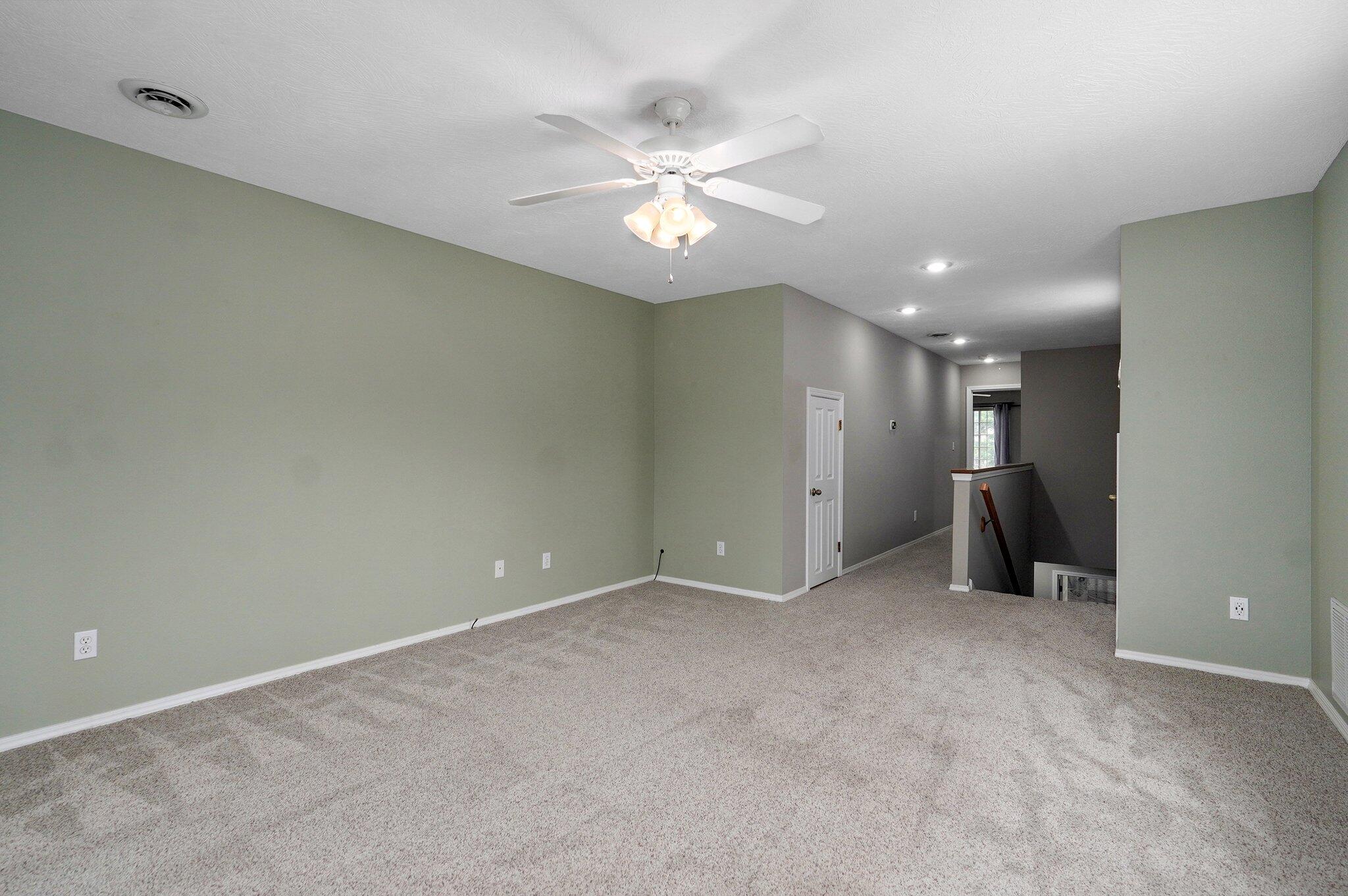 382 South Yellowwood Drive Property Photo 26