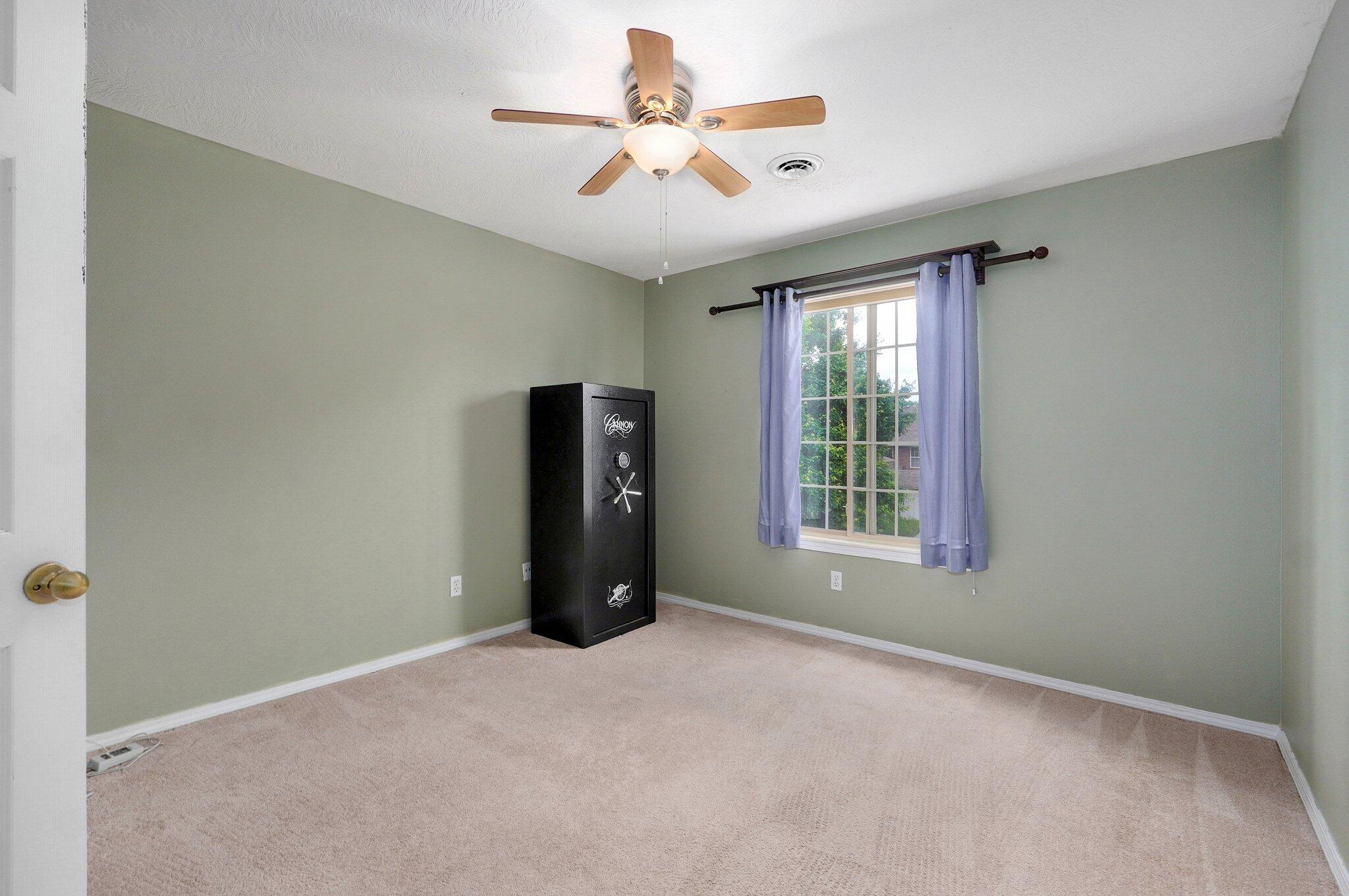 382 South Yellowwood Drive Property Photo 29