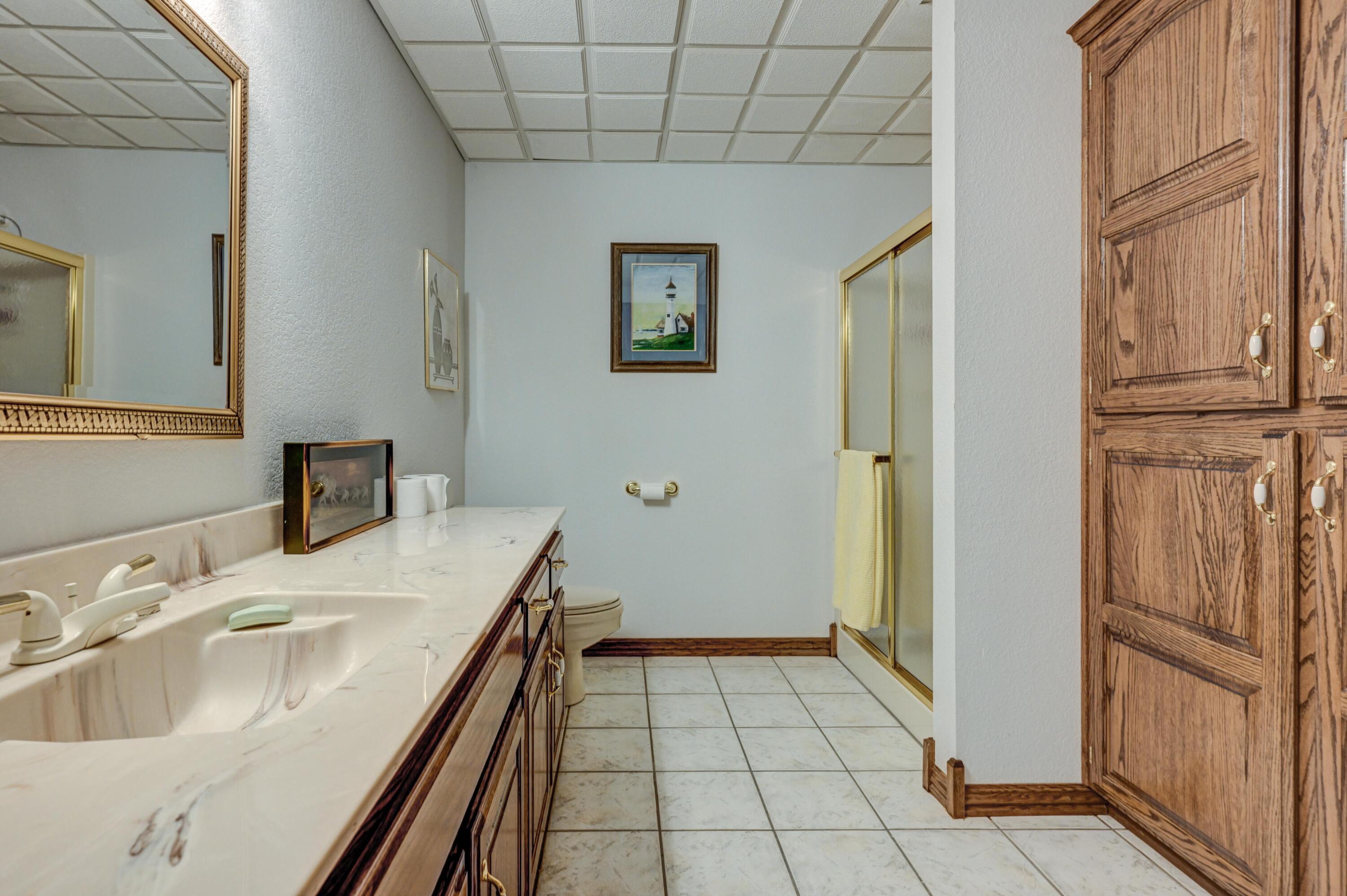 2214 Varney Property Photo 39