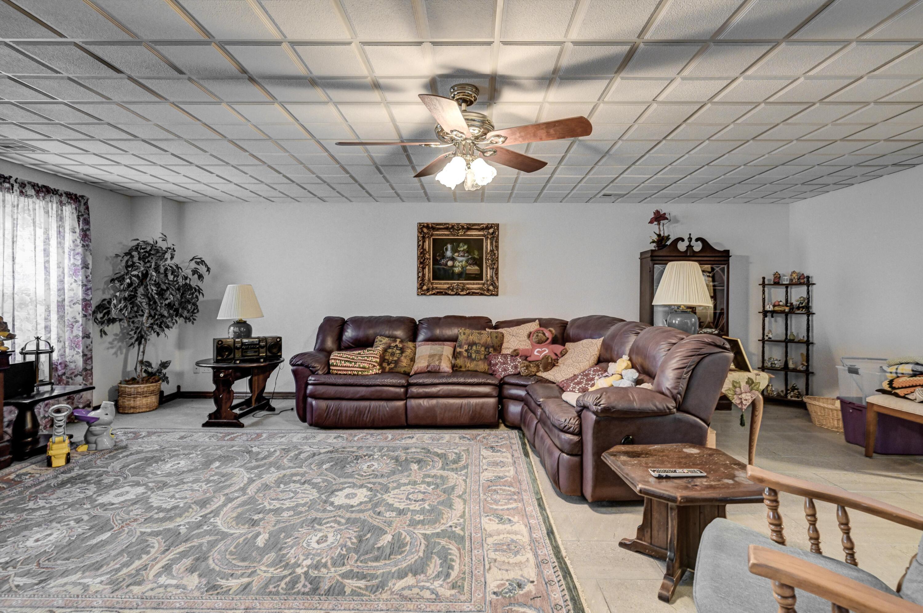 2214 Varney Property Photo 52