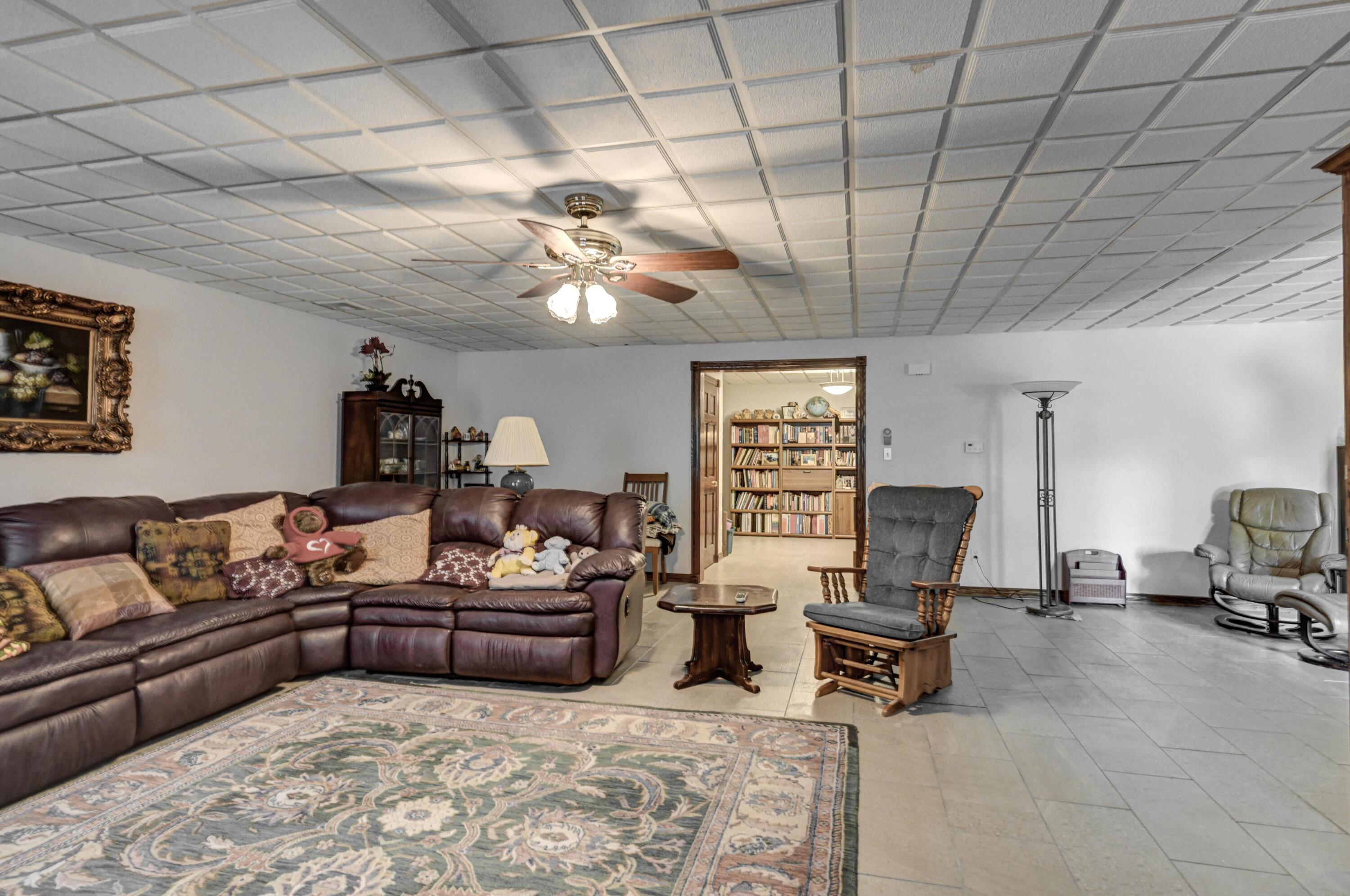 2214 Varney Property Photo 53
