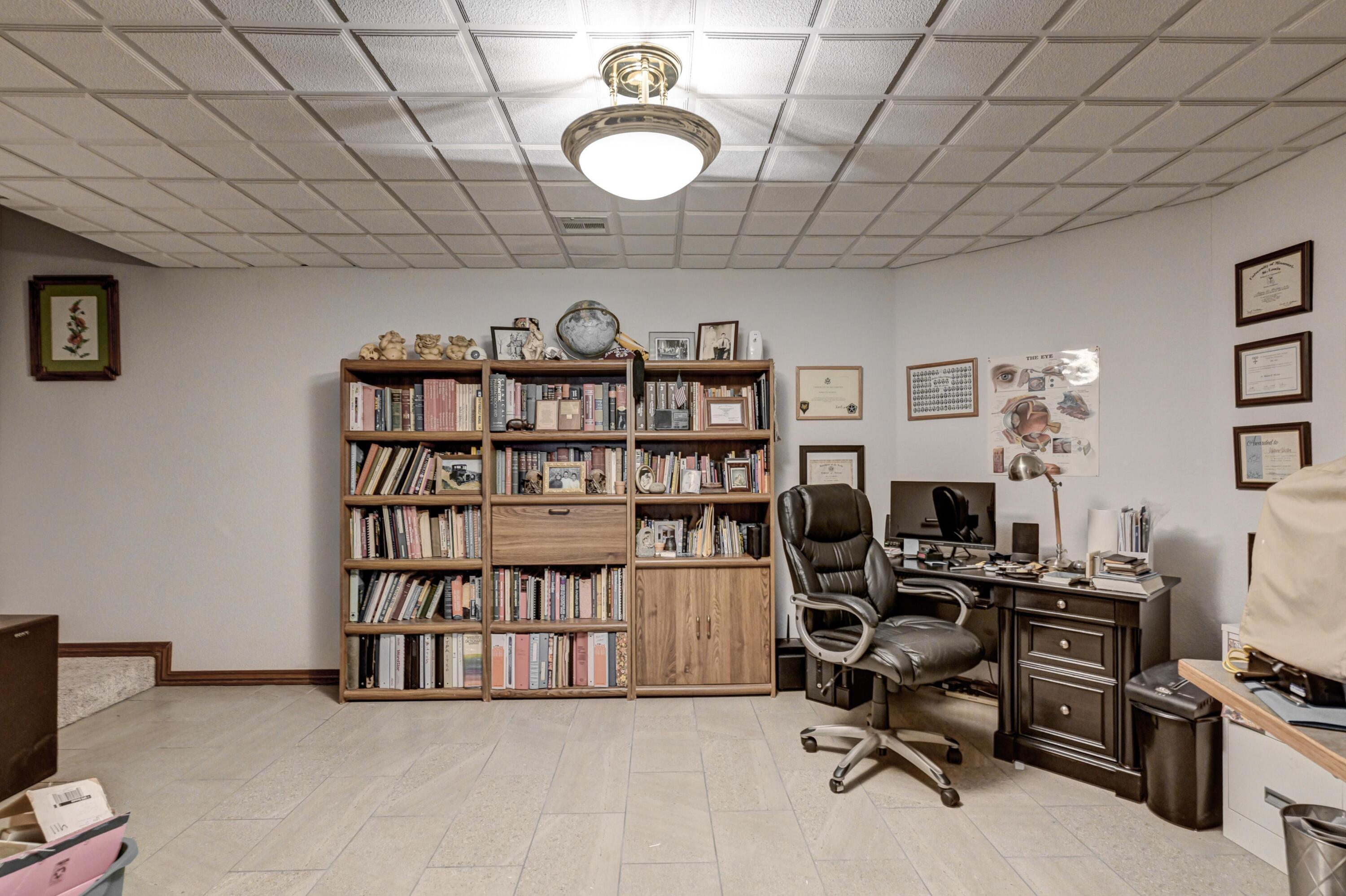 2214 Varney Property Photo 54