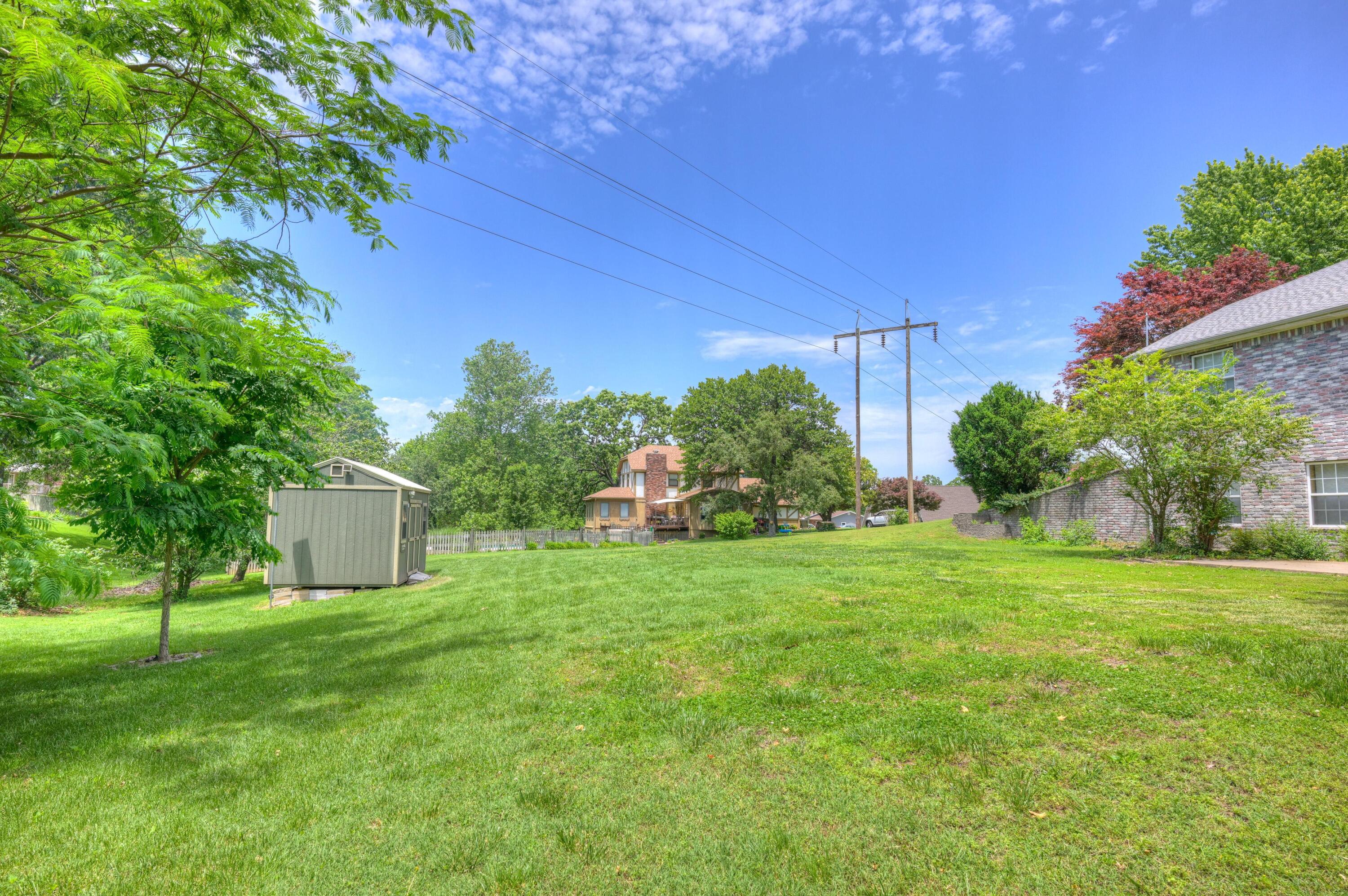 2214 Varney Property Photo 61