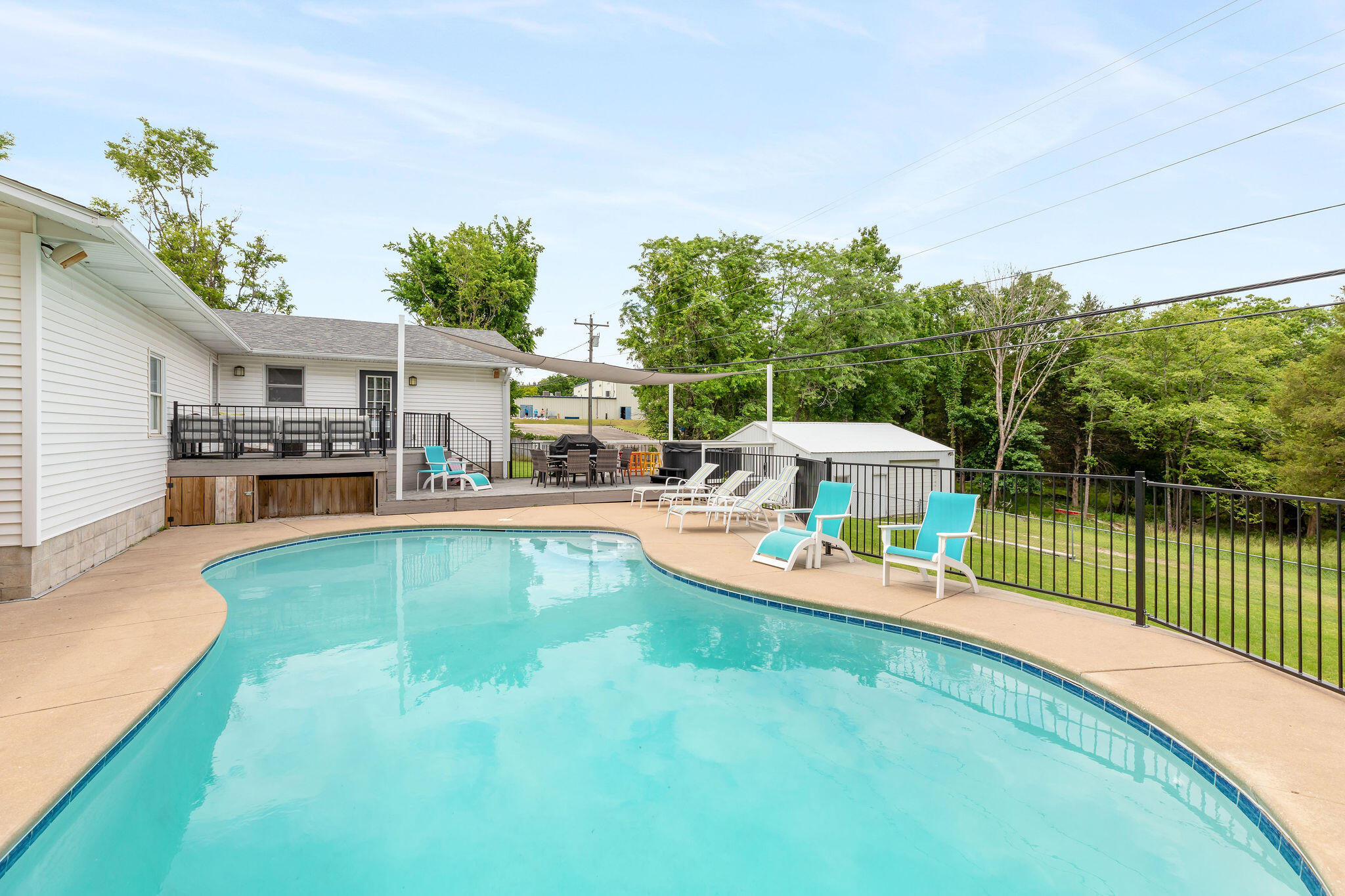 1394 Bee Creek Road Property Photo 2