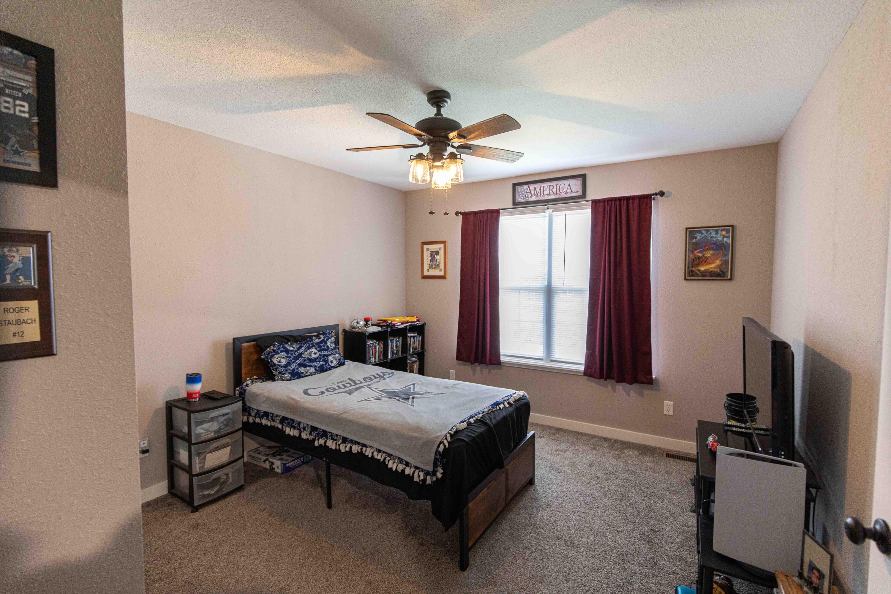 105 East Carman Road Property Photo 14
