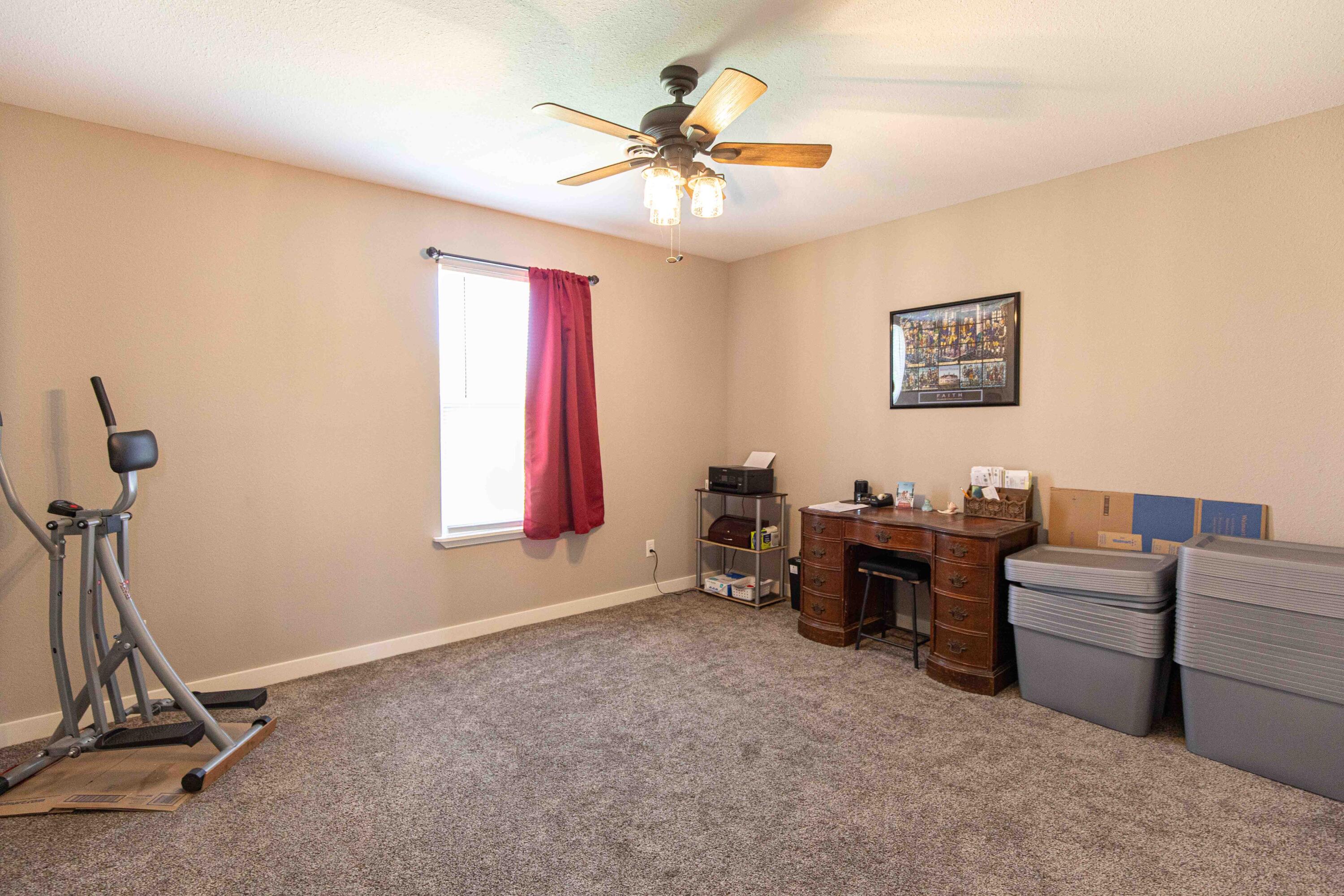 105 East Carman Road Property Photo 18