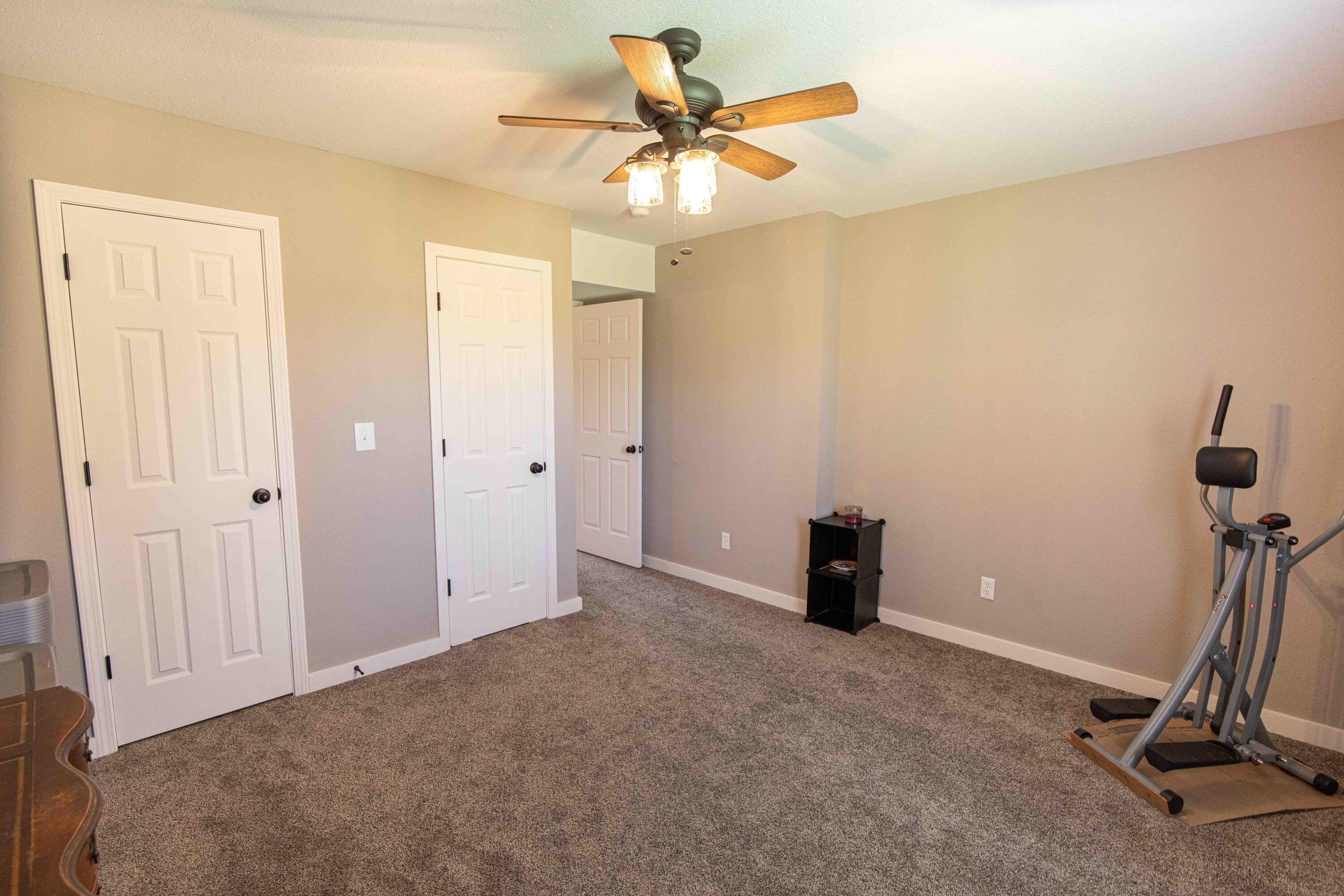 105 East Carman Road Property Photo 19