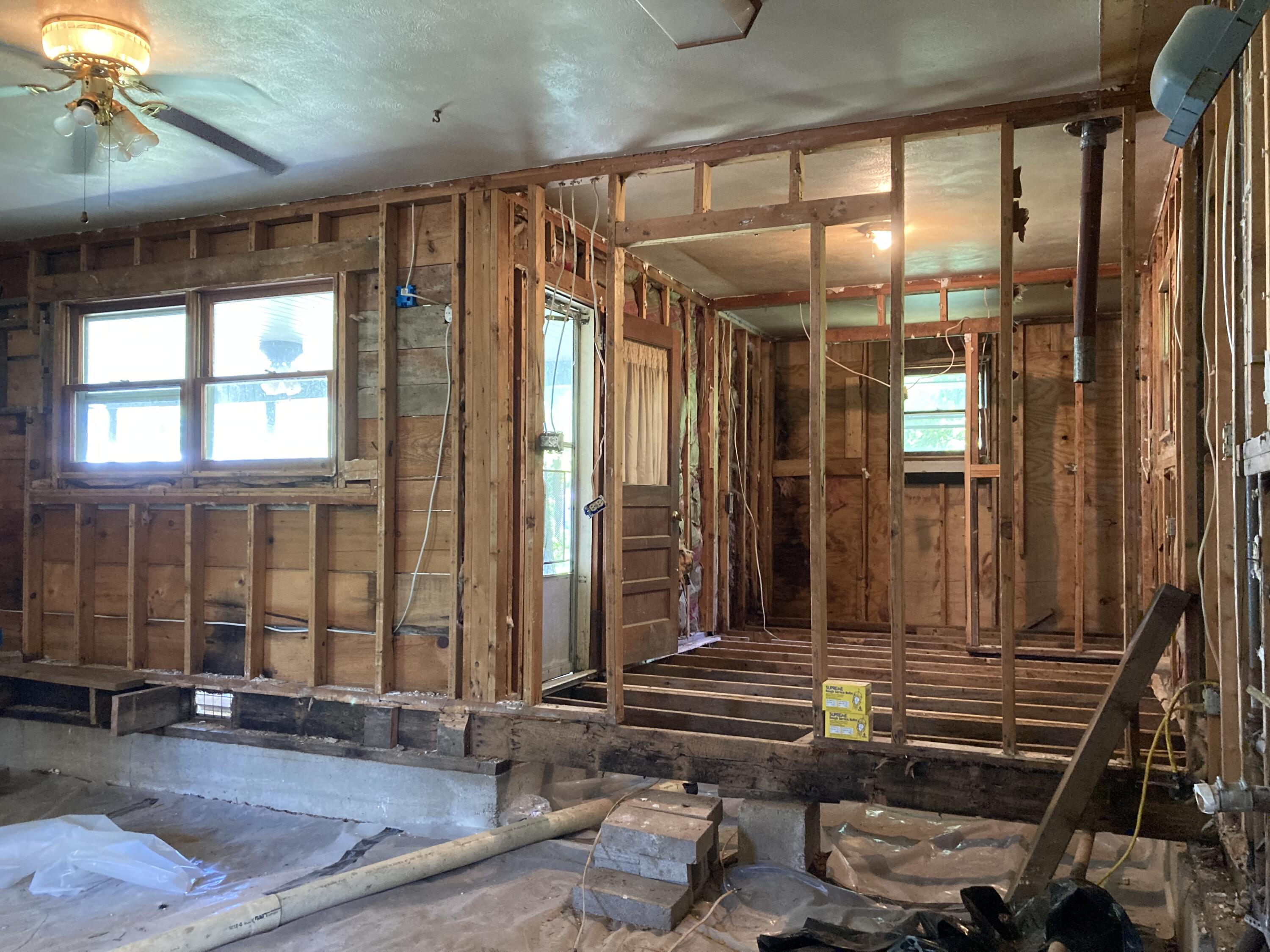 403 South West Street Property Photo 15