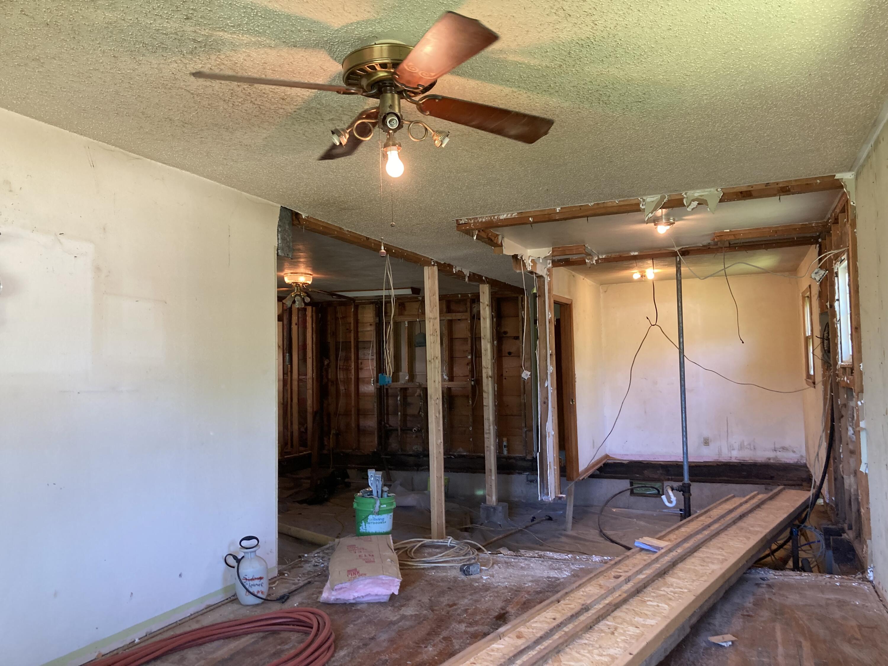 403 South West Street Property Photo 24
