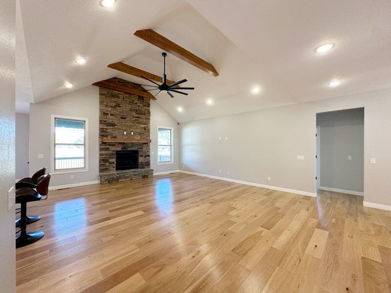 3622 North Huntington Avenue Property Photo 7