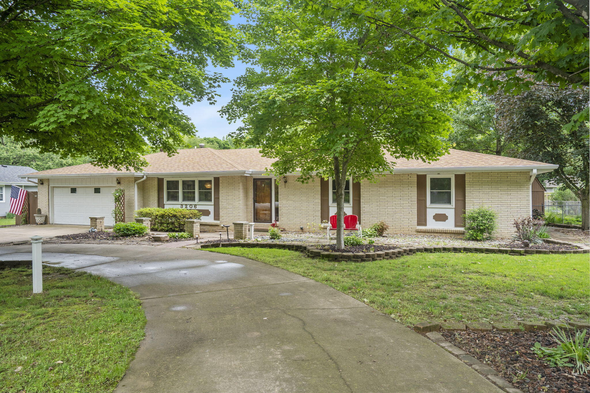 3206 West Grayrock Drive Property Photo 1