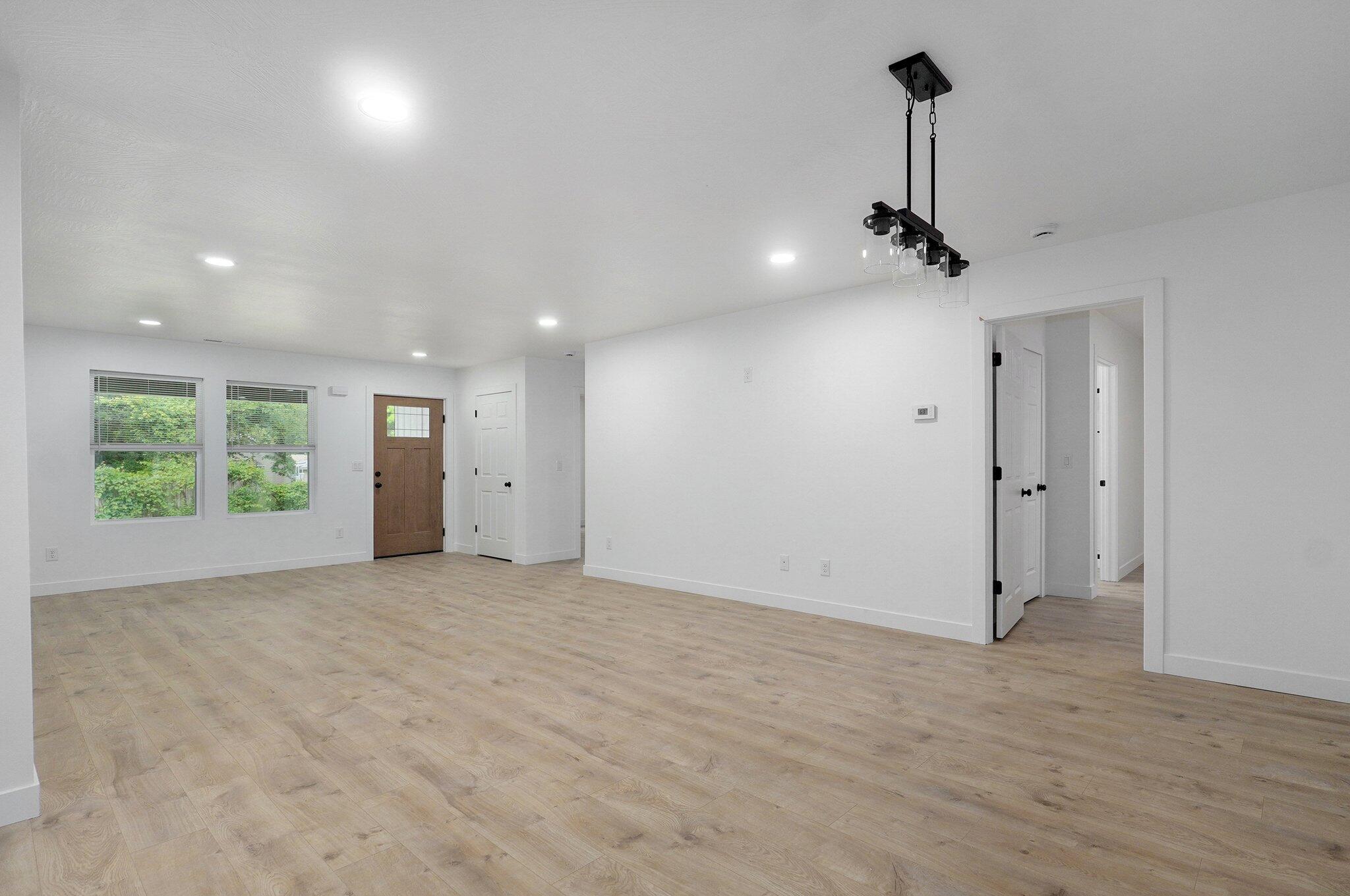 1620 North Texas Avenue Property Photo 5