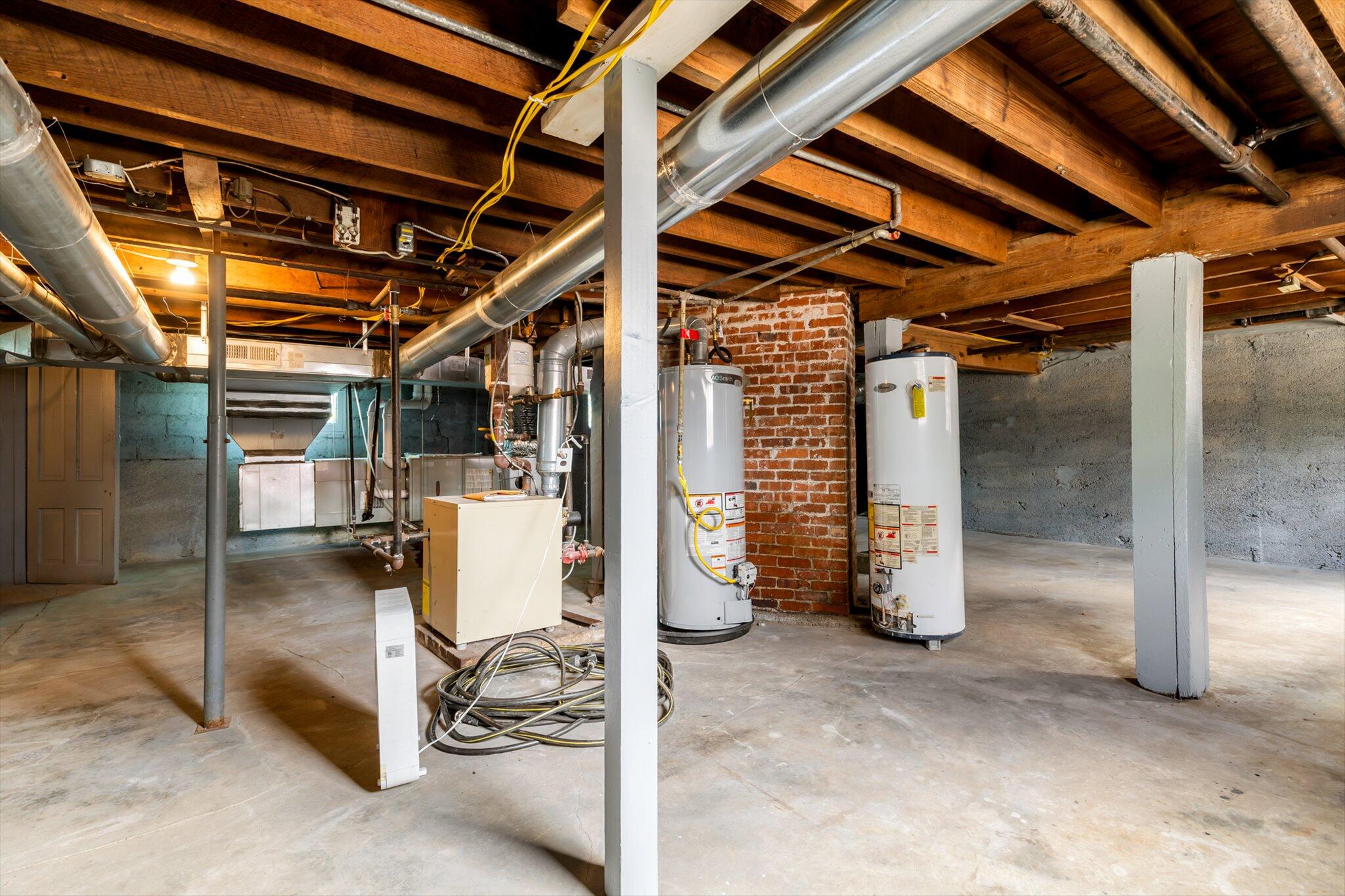 115 East Washington Avenue Property Photo 25
