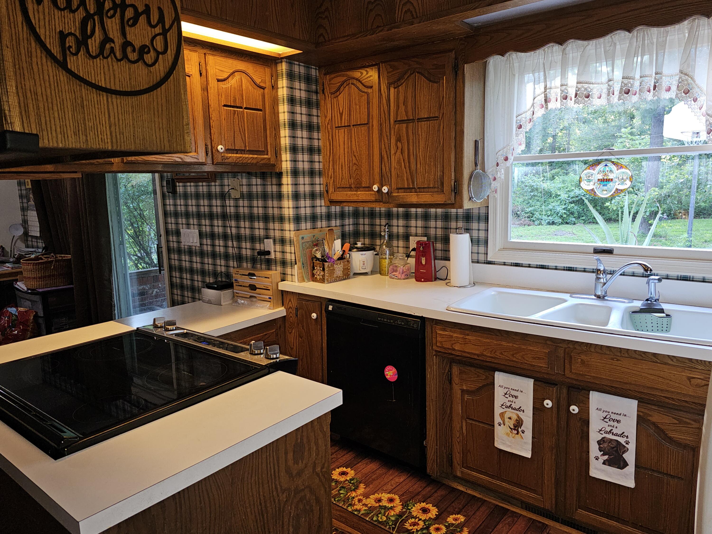 22389 Lawrence 1215 Property Photo 16