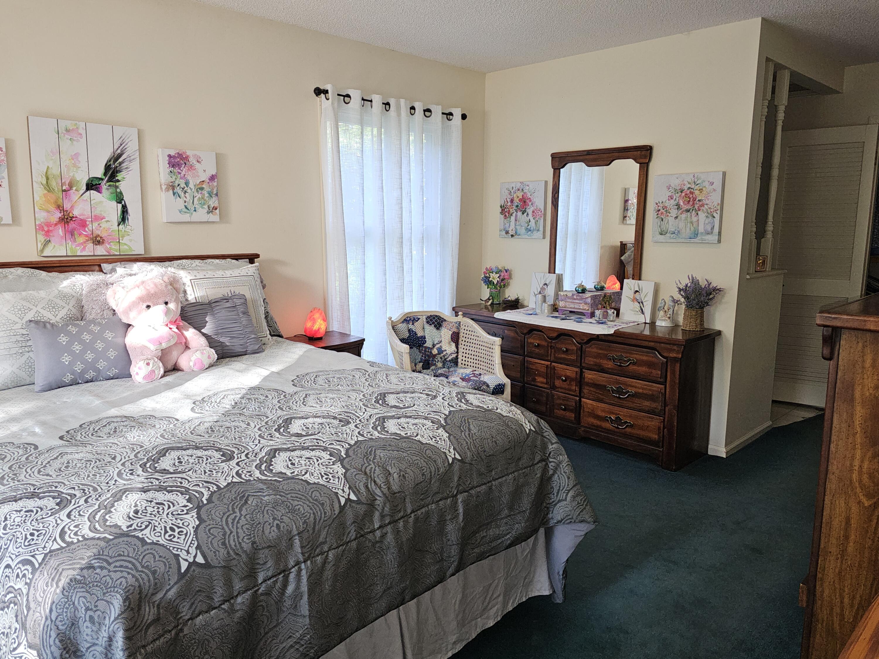 22389 Lawrence 1215 Property Photo 17