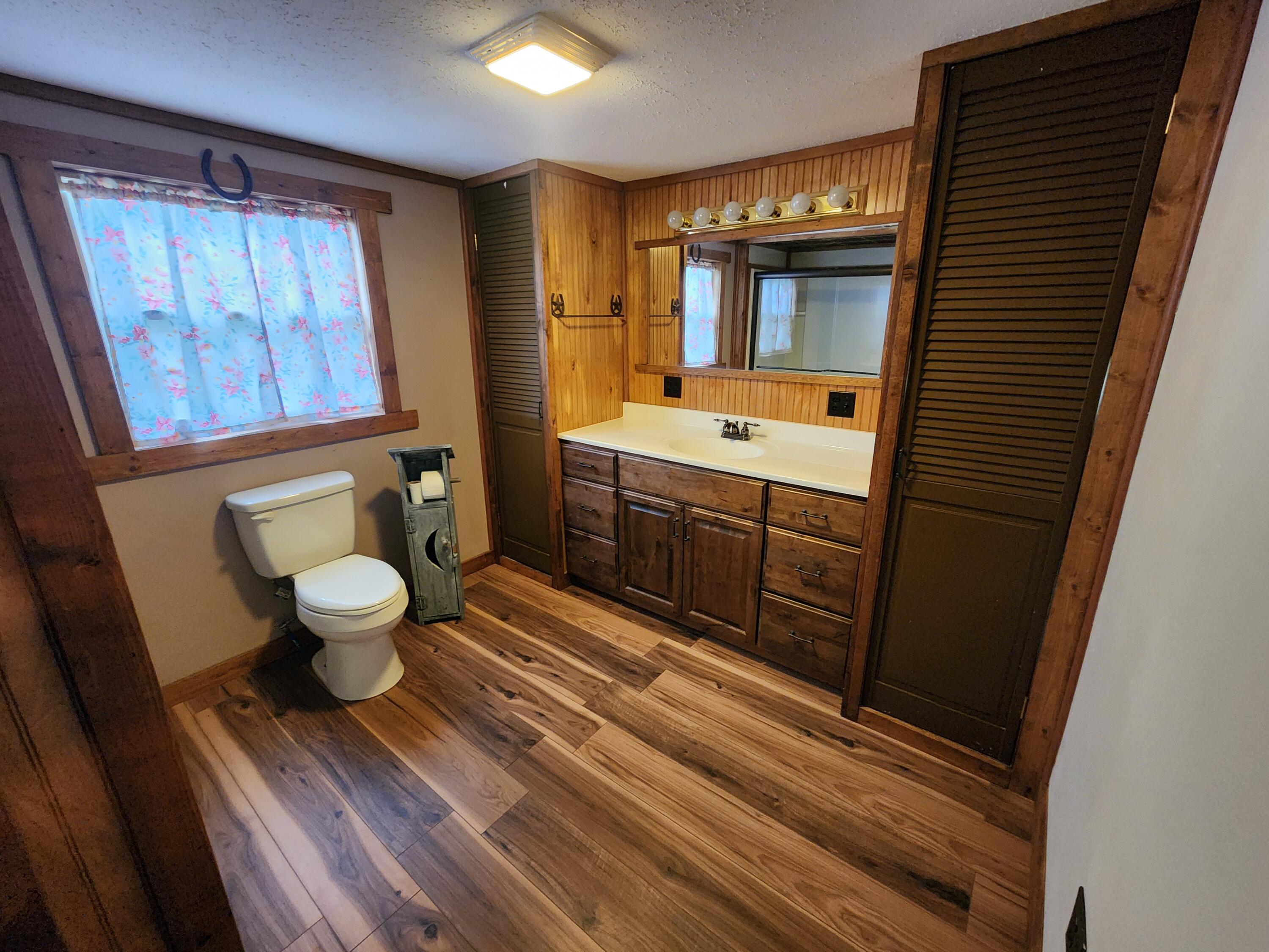 24665 Reynards Circle Property Photo 14