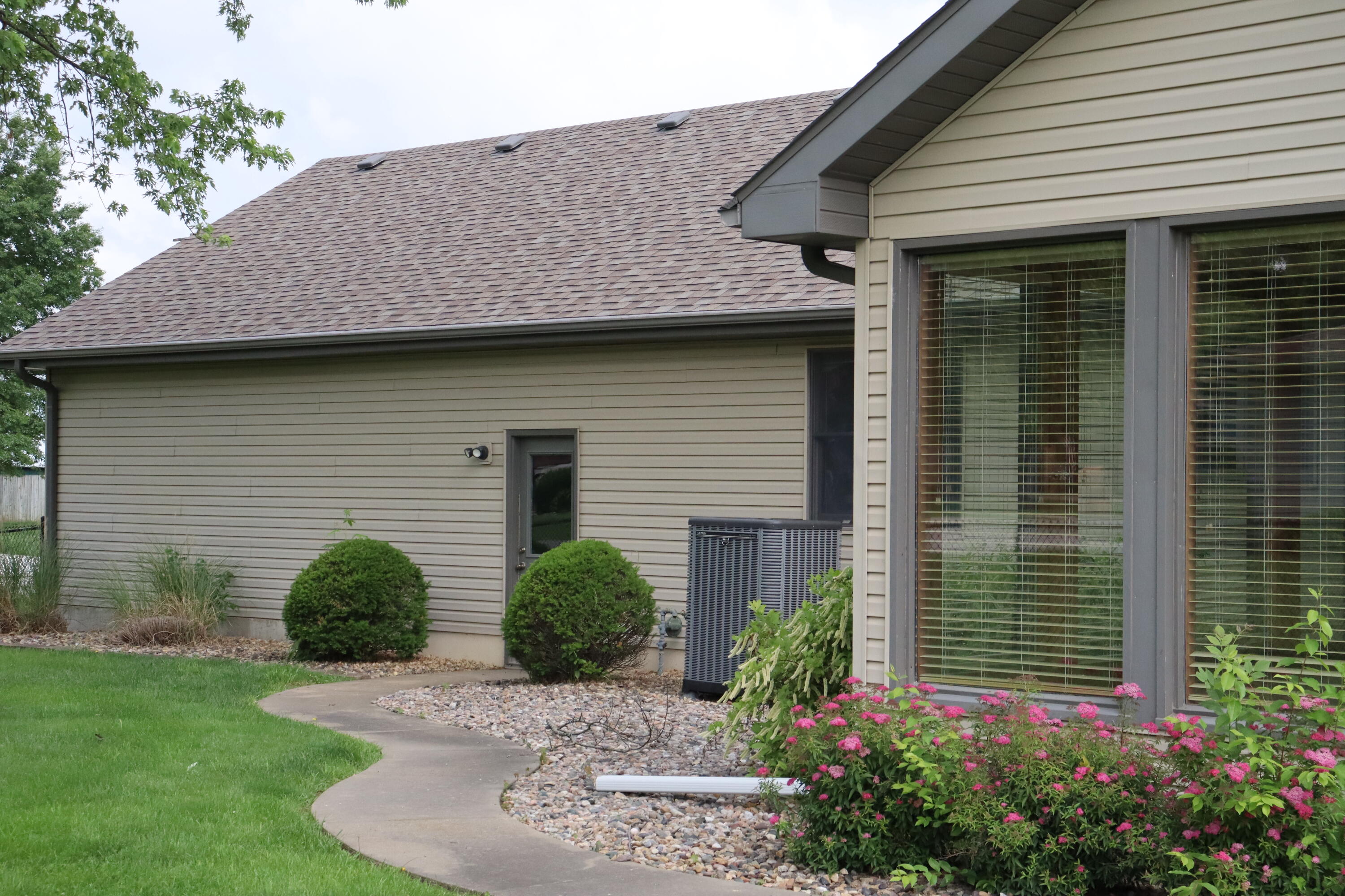 200 North Blair Drive Property Photo 12
