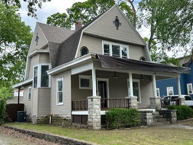 1052 South Garrison Avenue Property Photo 1