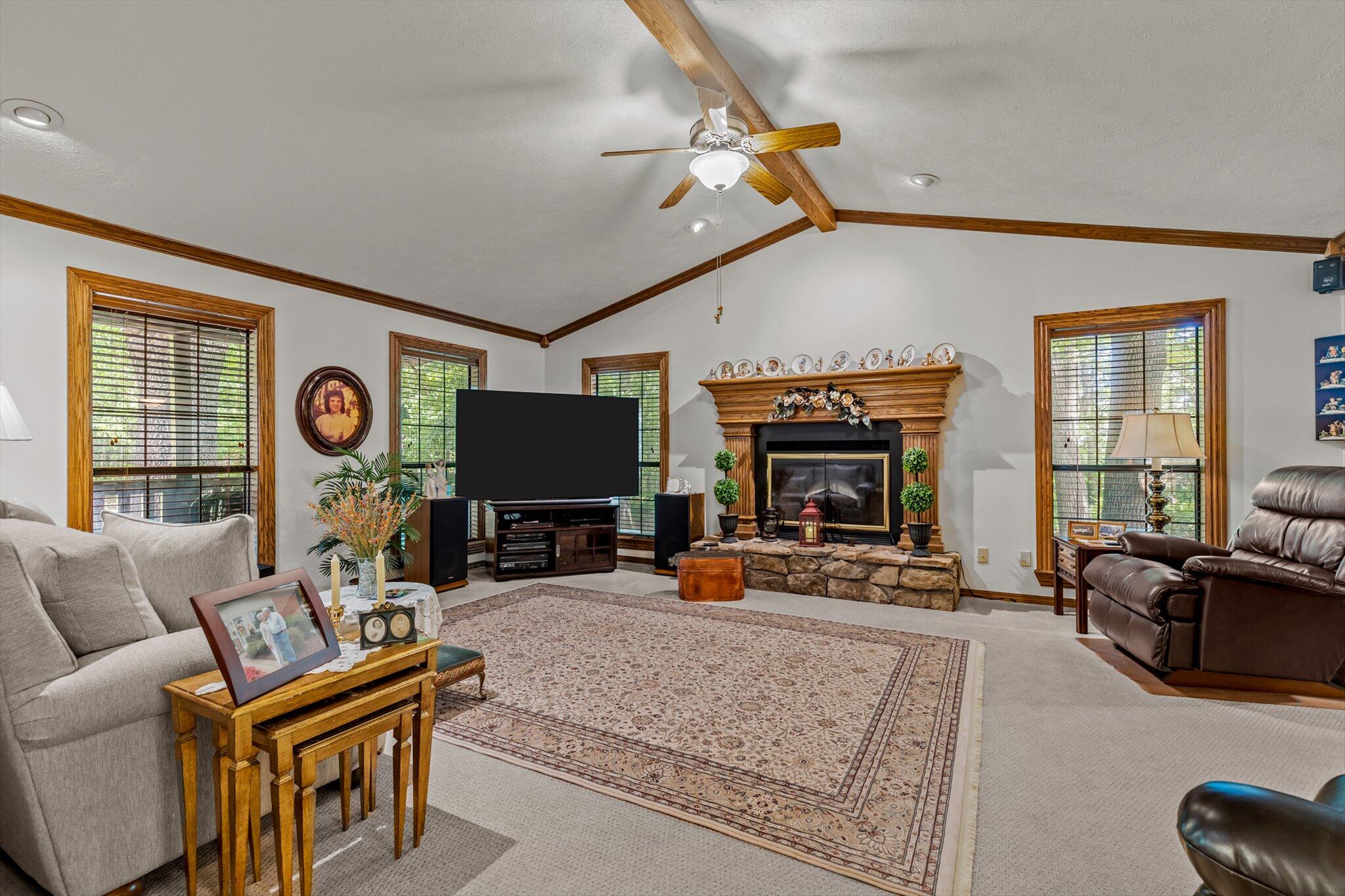 13366 Lawrence 1045 Property Photo 13