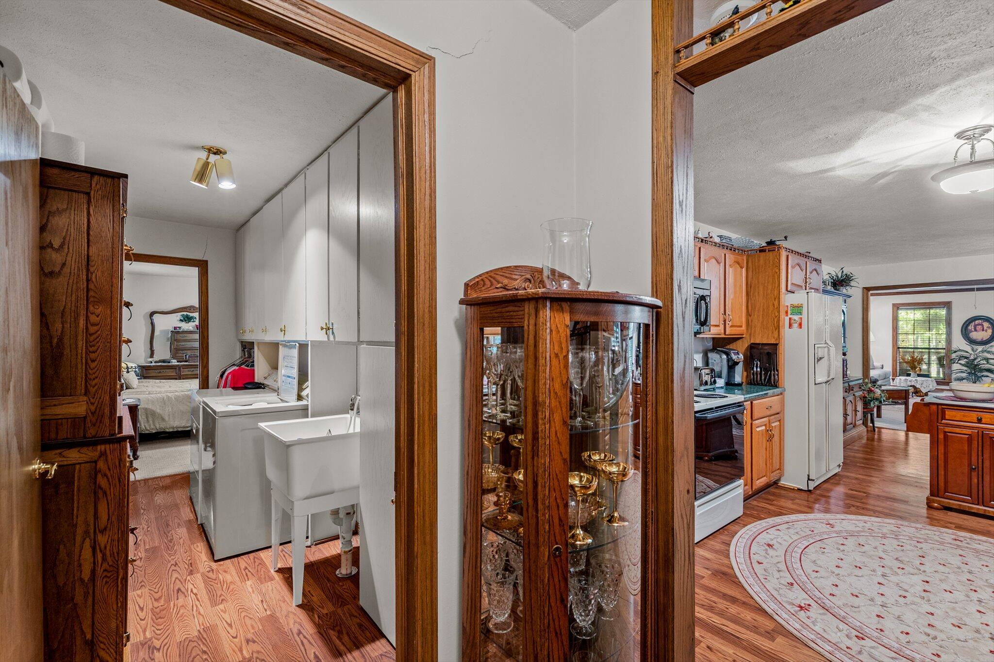 13366 Lawrence 1045 Property Photo 22