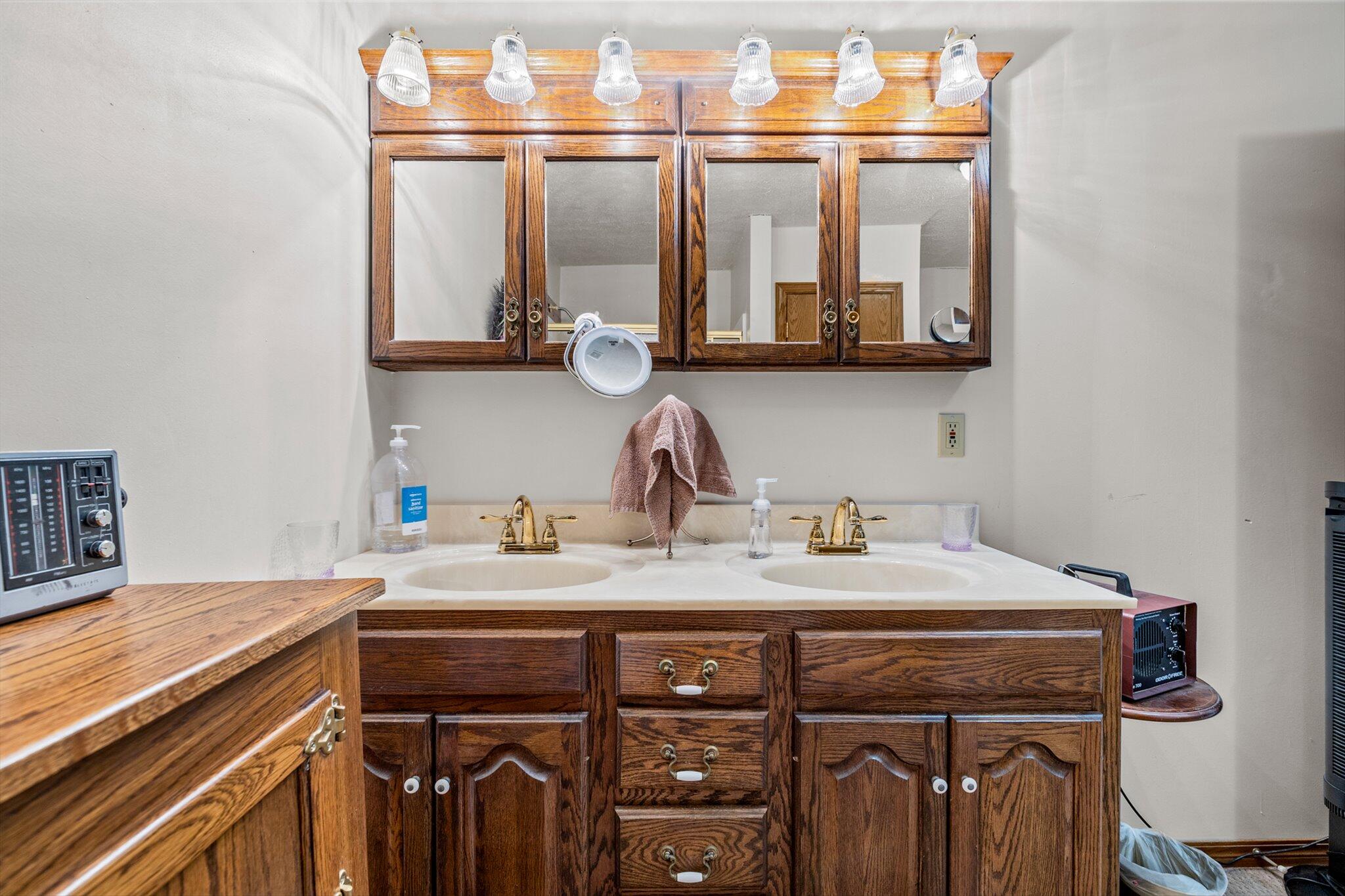 13366 Lawrence 1045 Property Photo 26