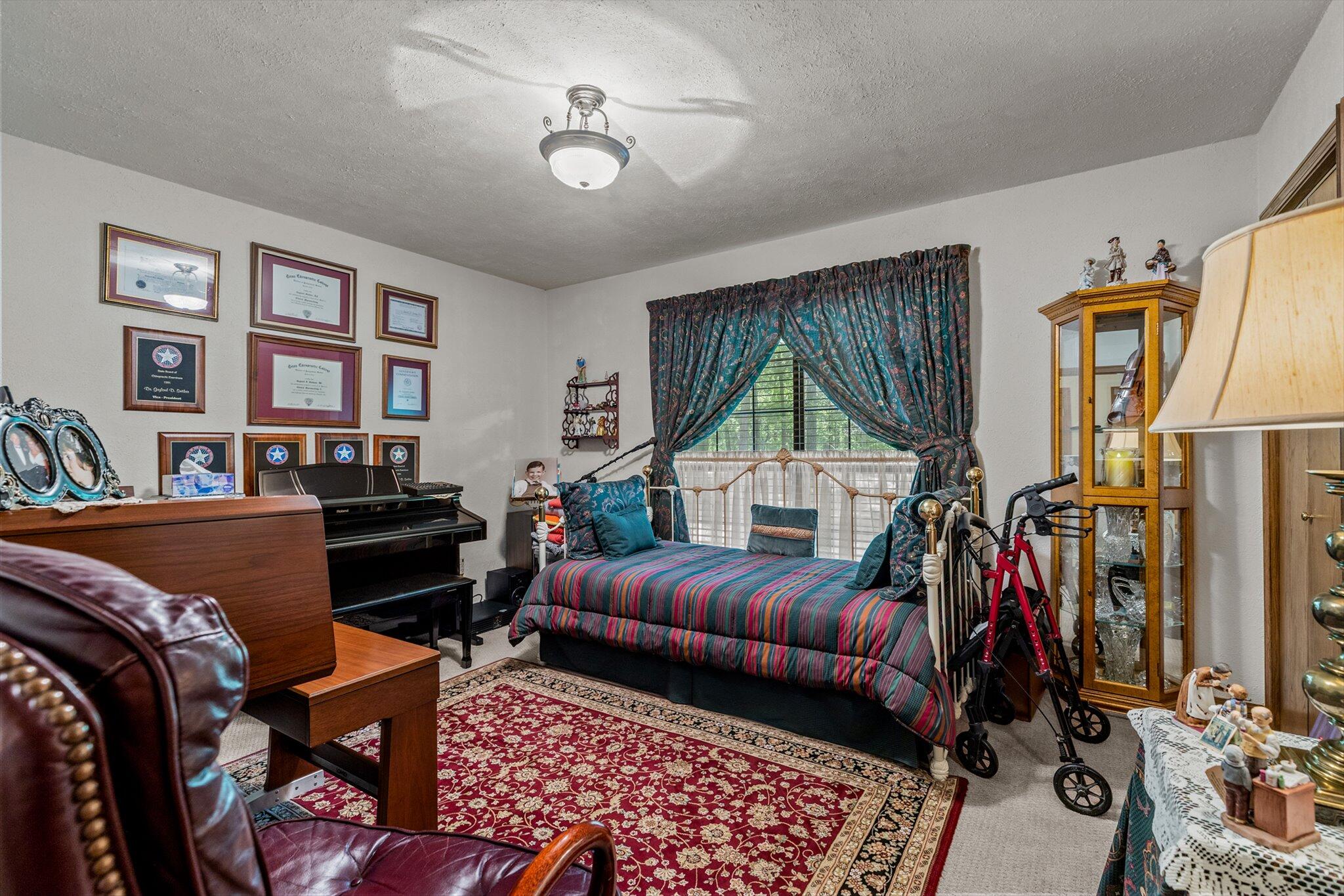 13366 Lawrence 1045 Property Photo 27