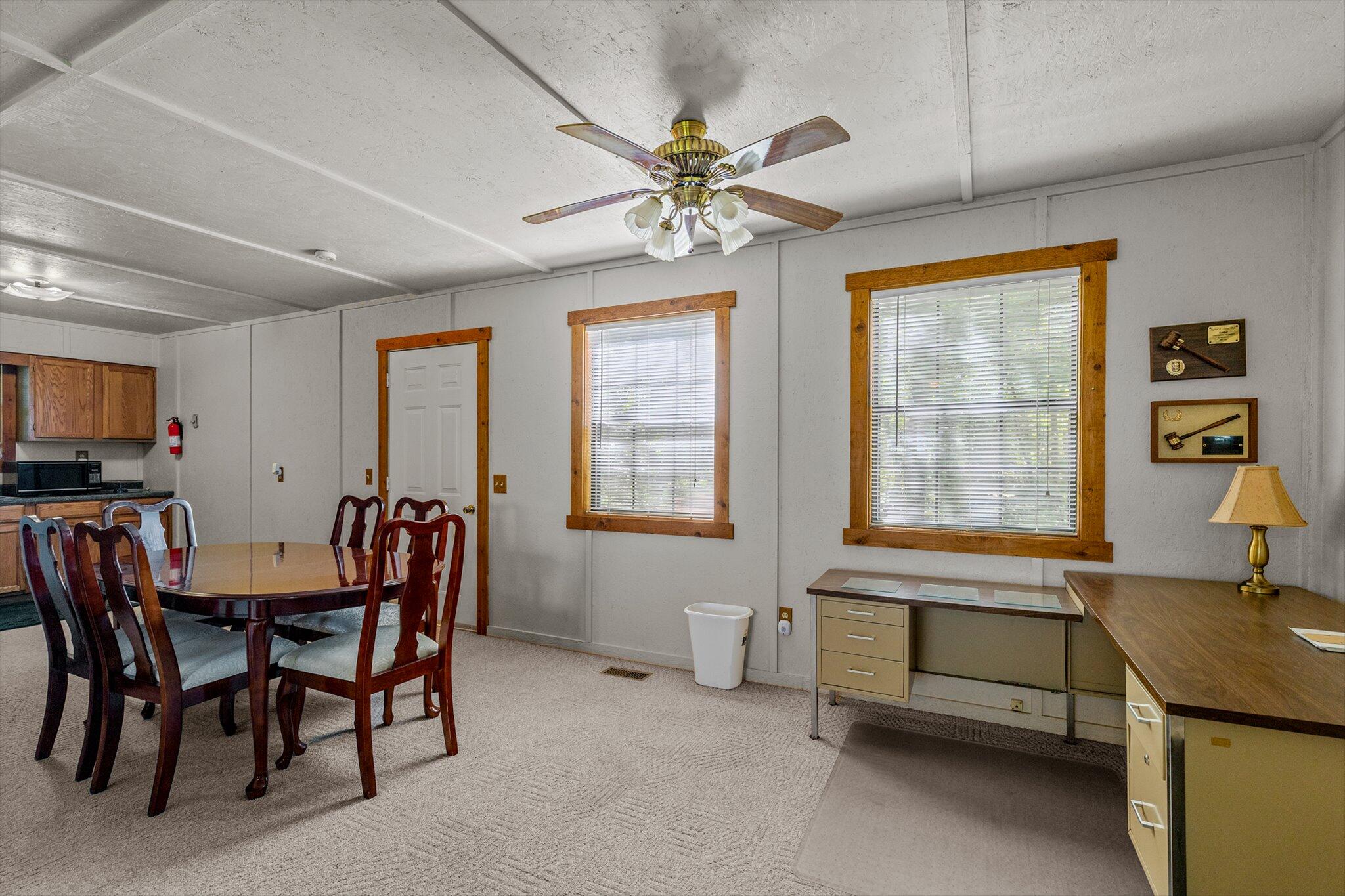 13366 Lawrence 1045 Property Photo 46
