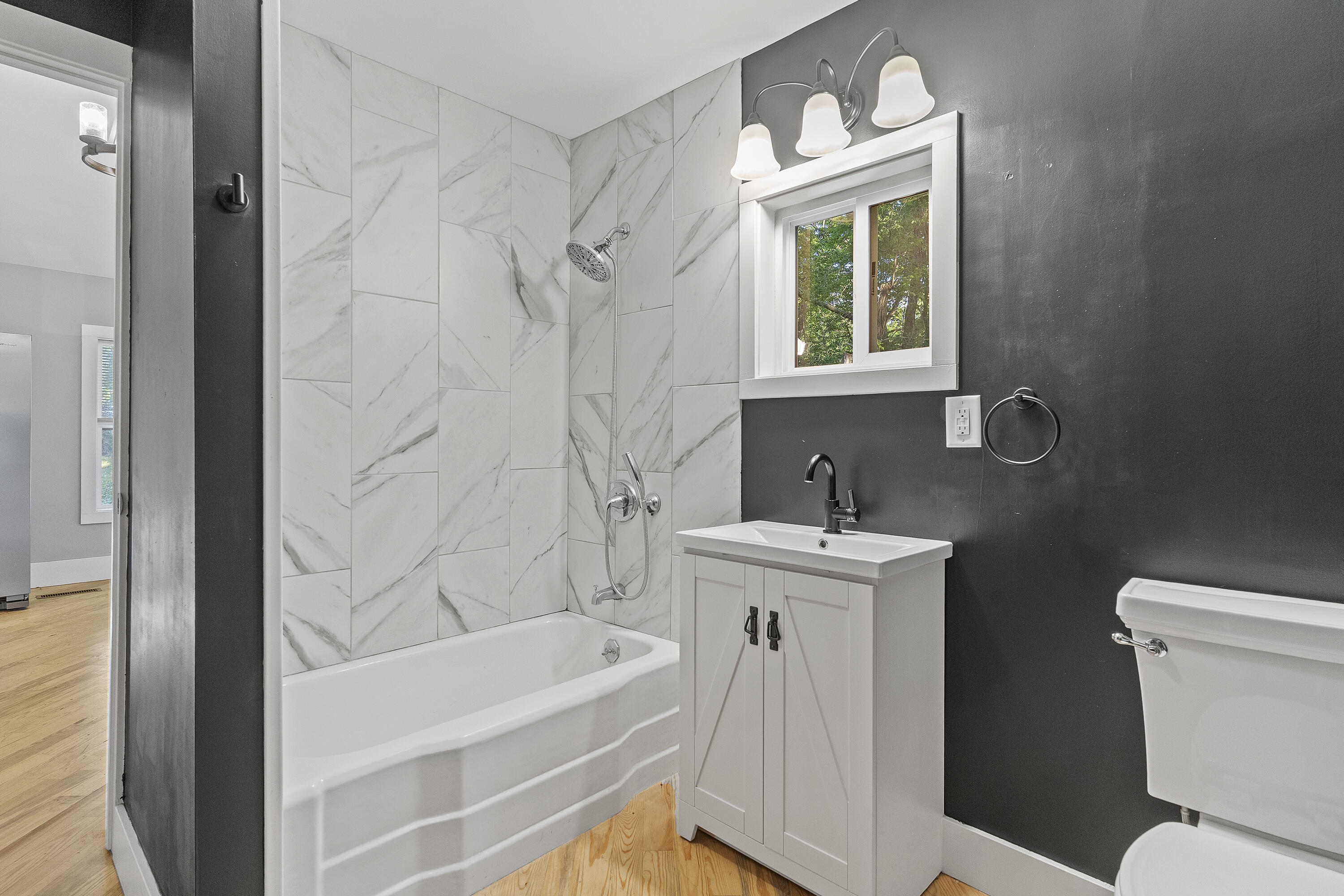1130 West Kerr Street Property Photo 16
