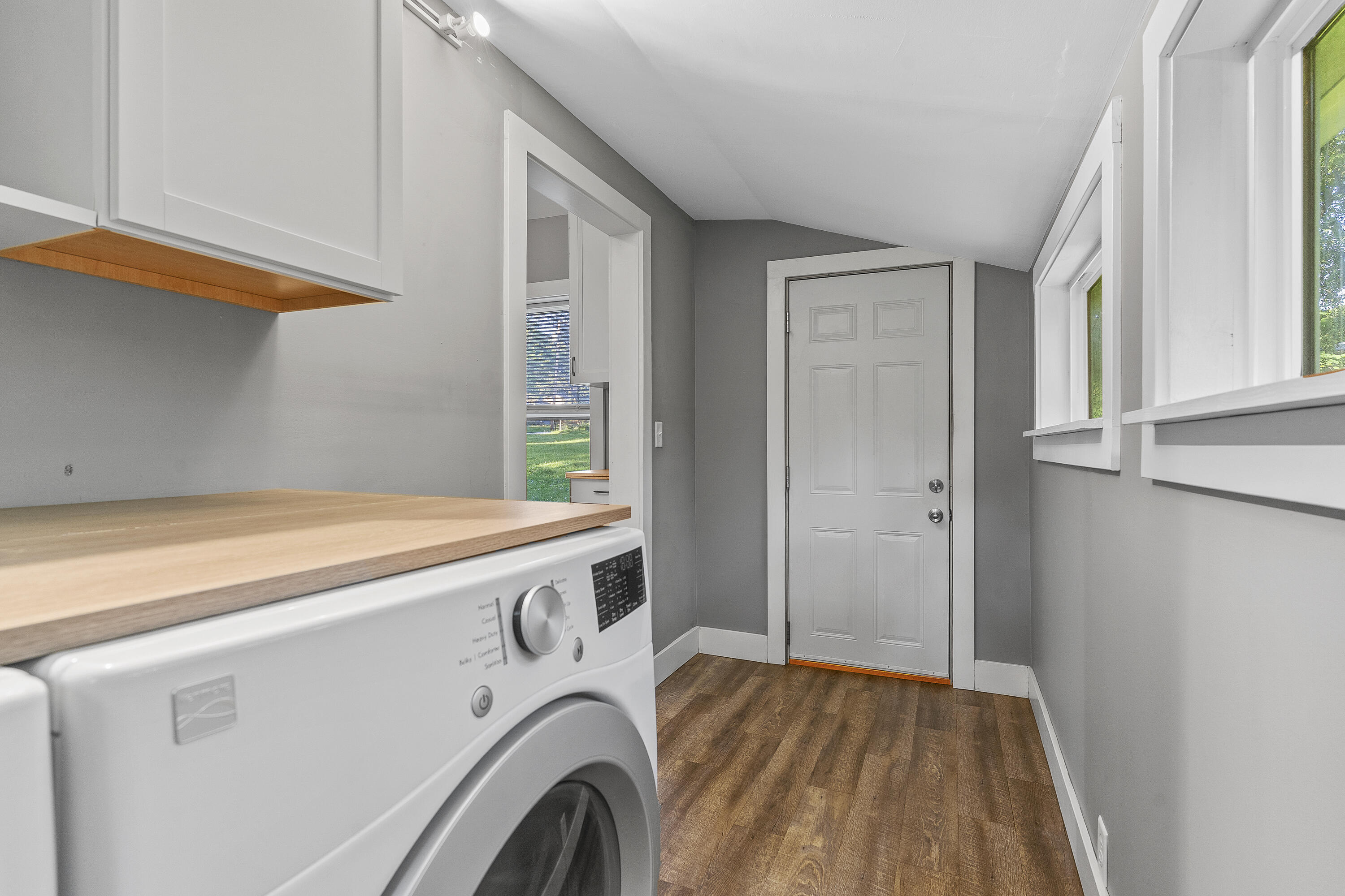 1130 West Kerr Street Property Photo 21