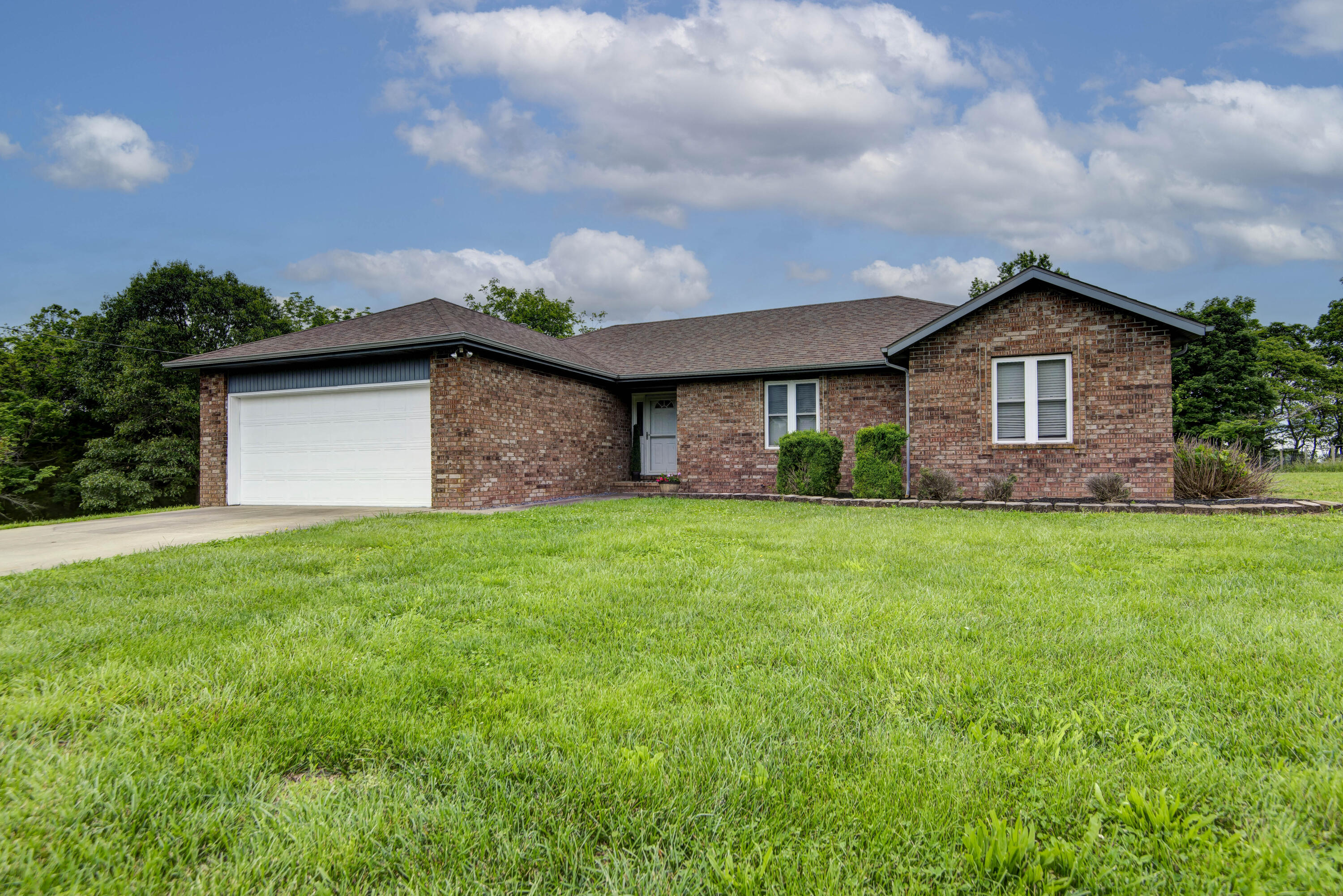 299 Regal Drive Property Photo 1