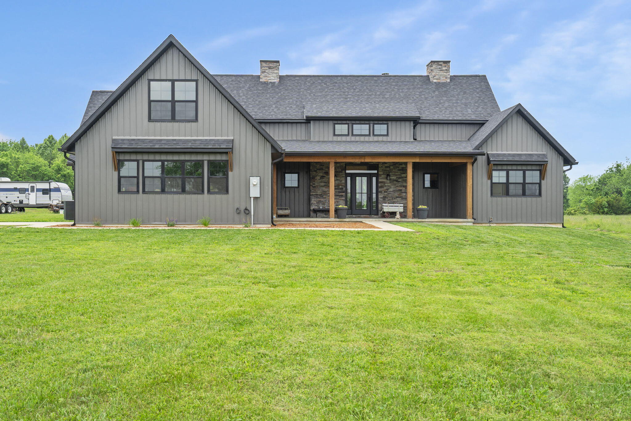 8811 Bell Valley Lane Property Photo 1