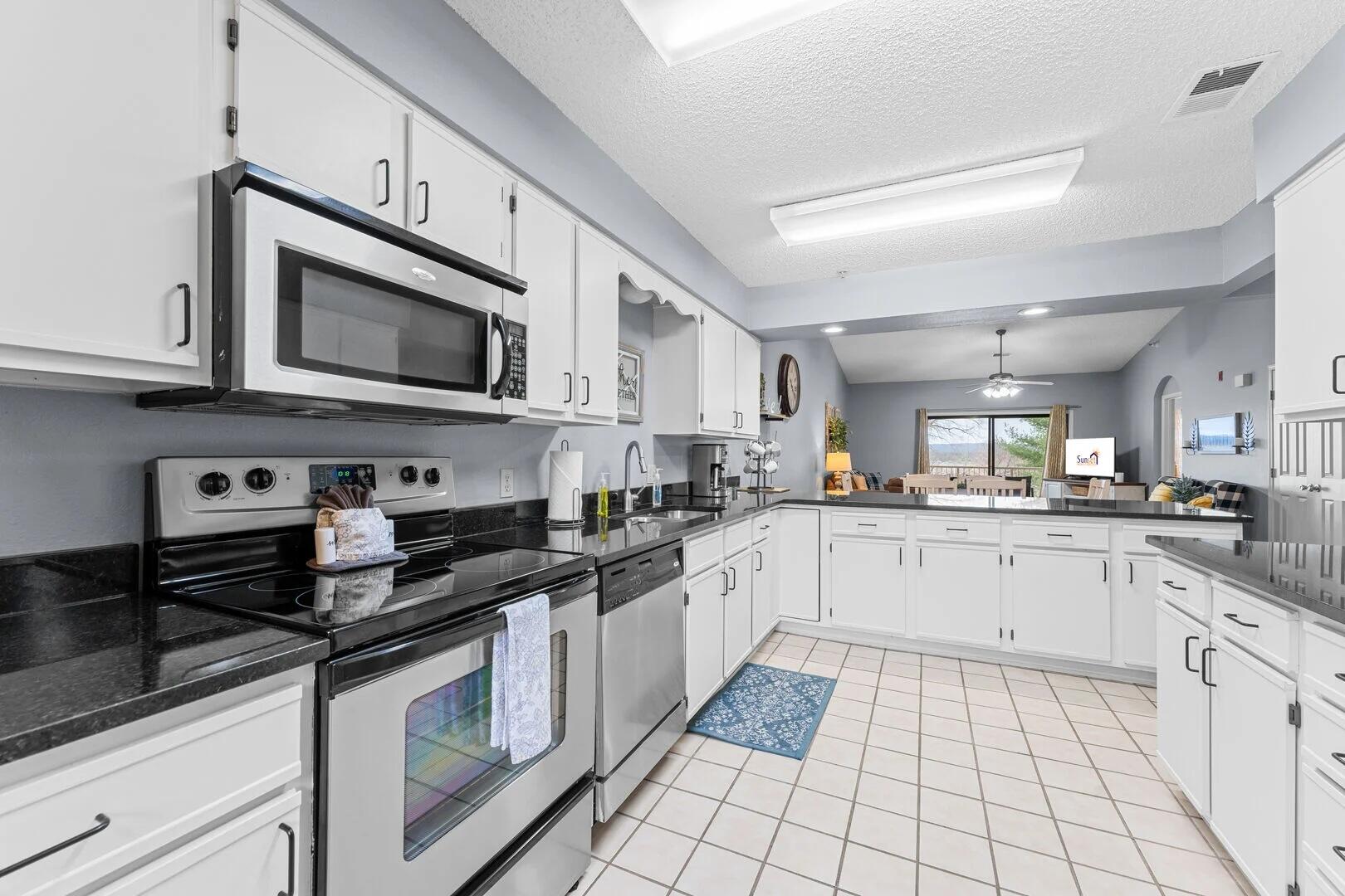 350 South Wildwood Drive Property Photo 6