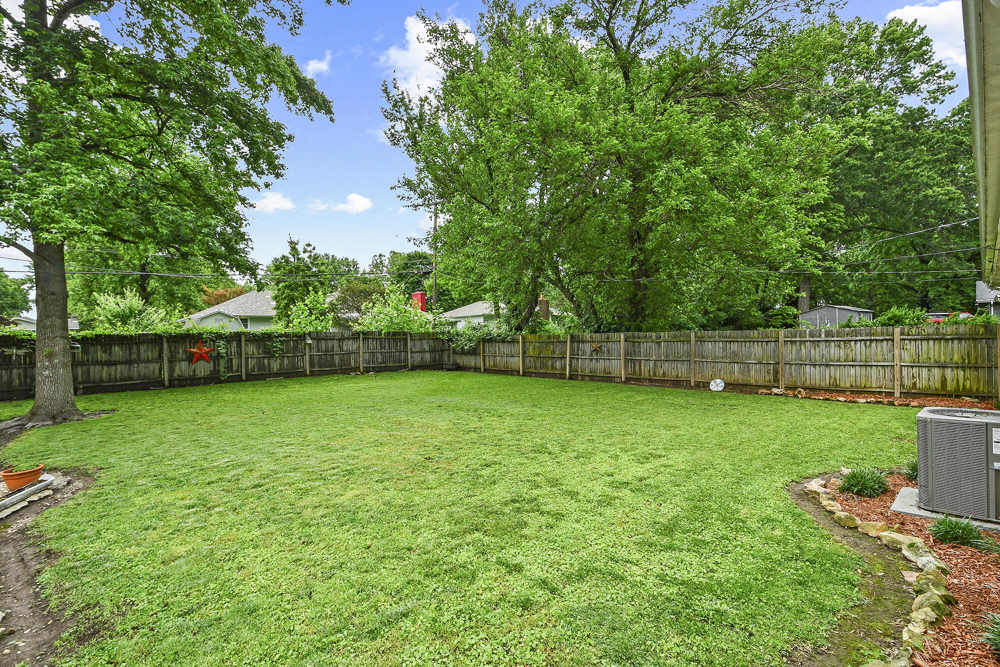 3239 East Seminole Street Property Photo 24
