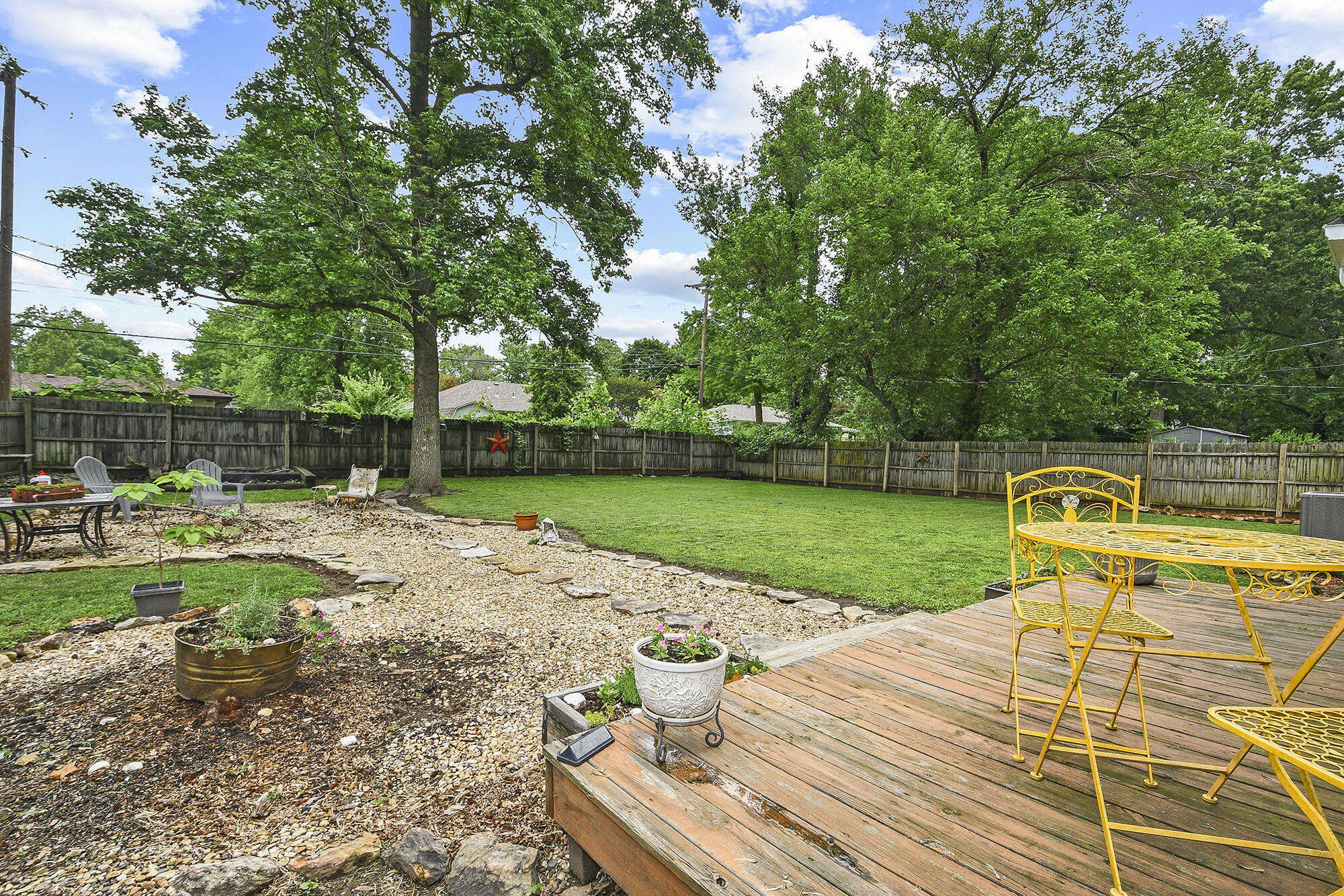 3239 East Seminole Street Property Photo 28