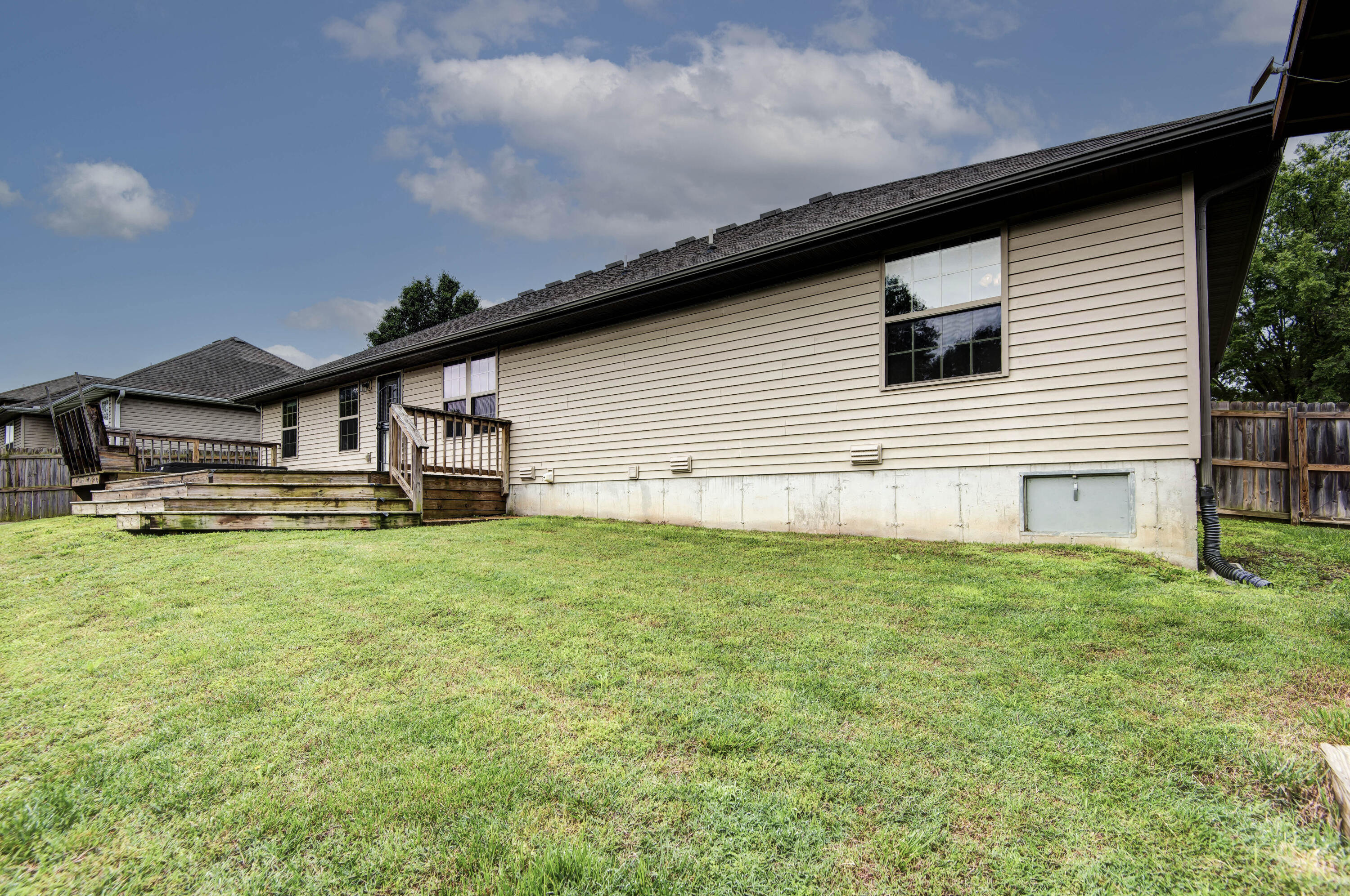 5048 South Fieldstone Road Property Photo 26