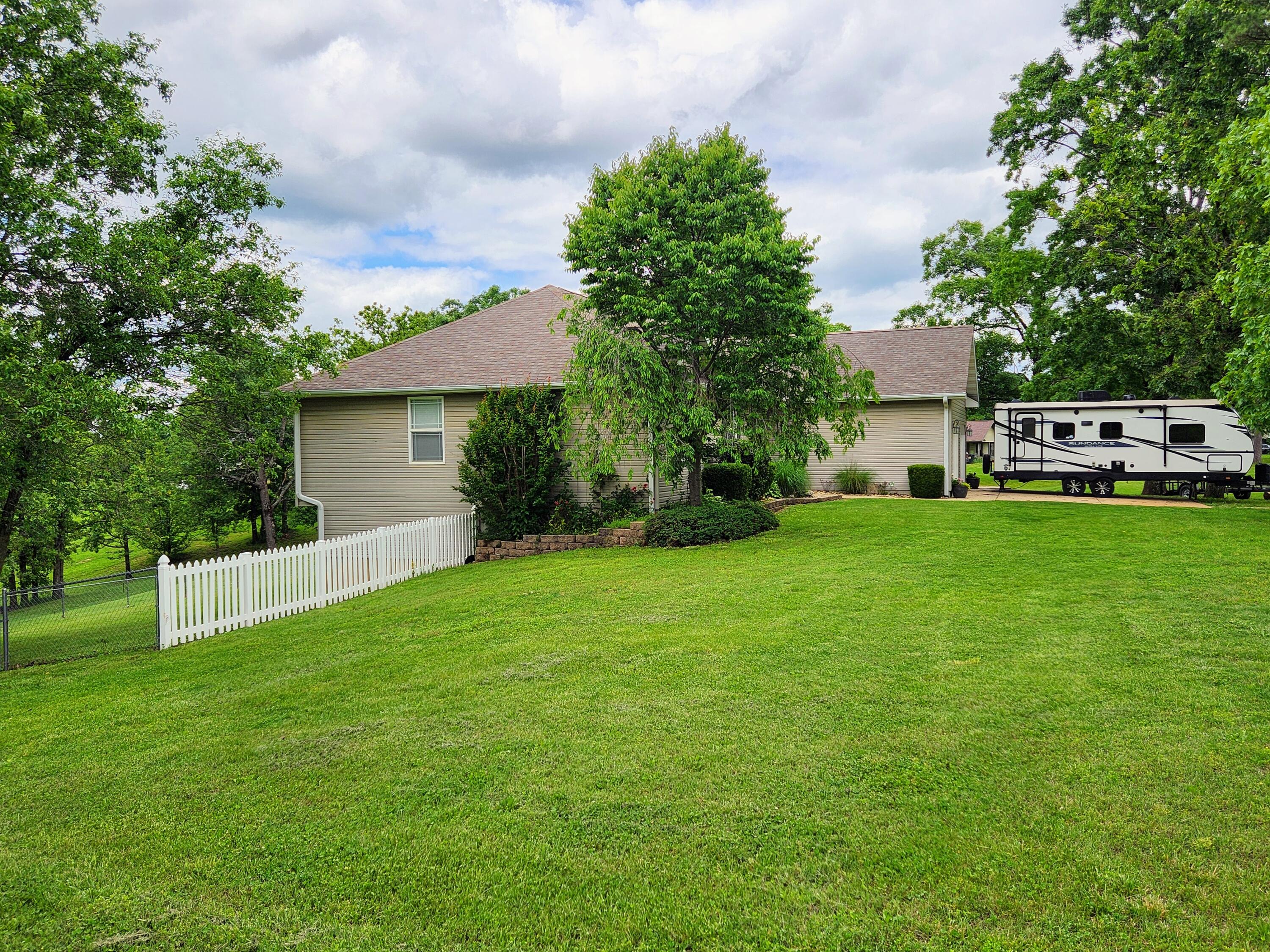 7661 Private Road 2459 Property Photo 8